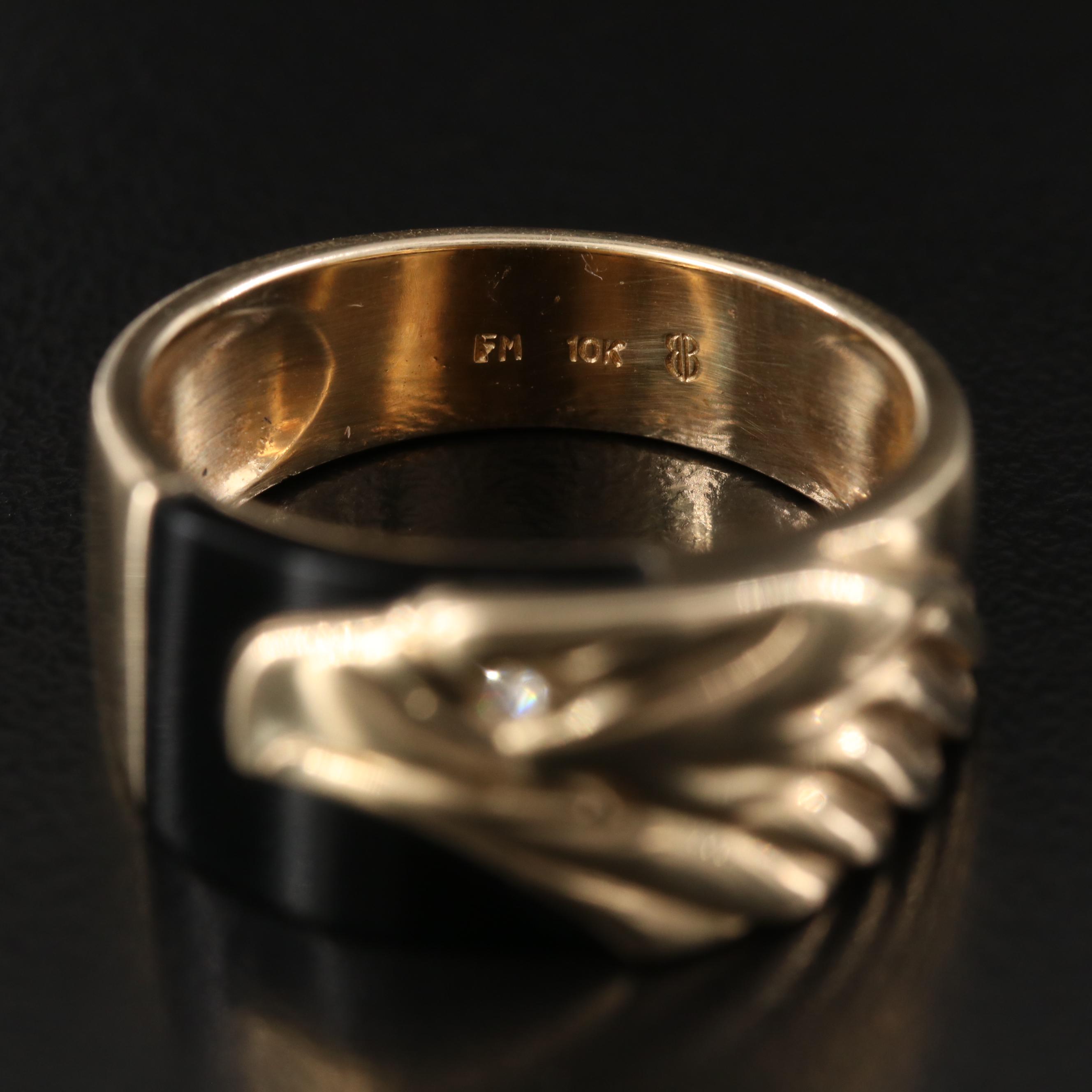 Franklin Mint "American Classic" 10K Onyx and Diamond Eagle Ring