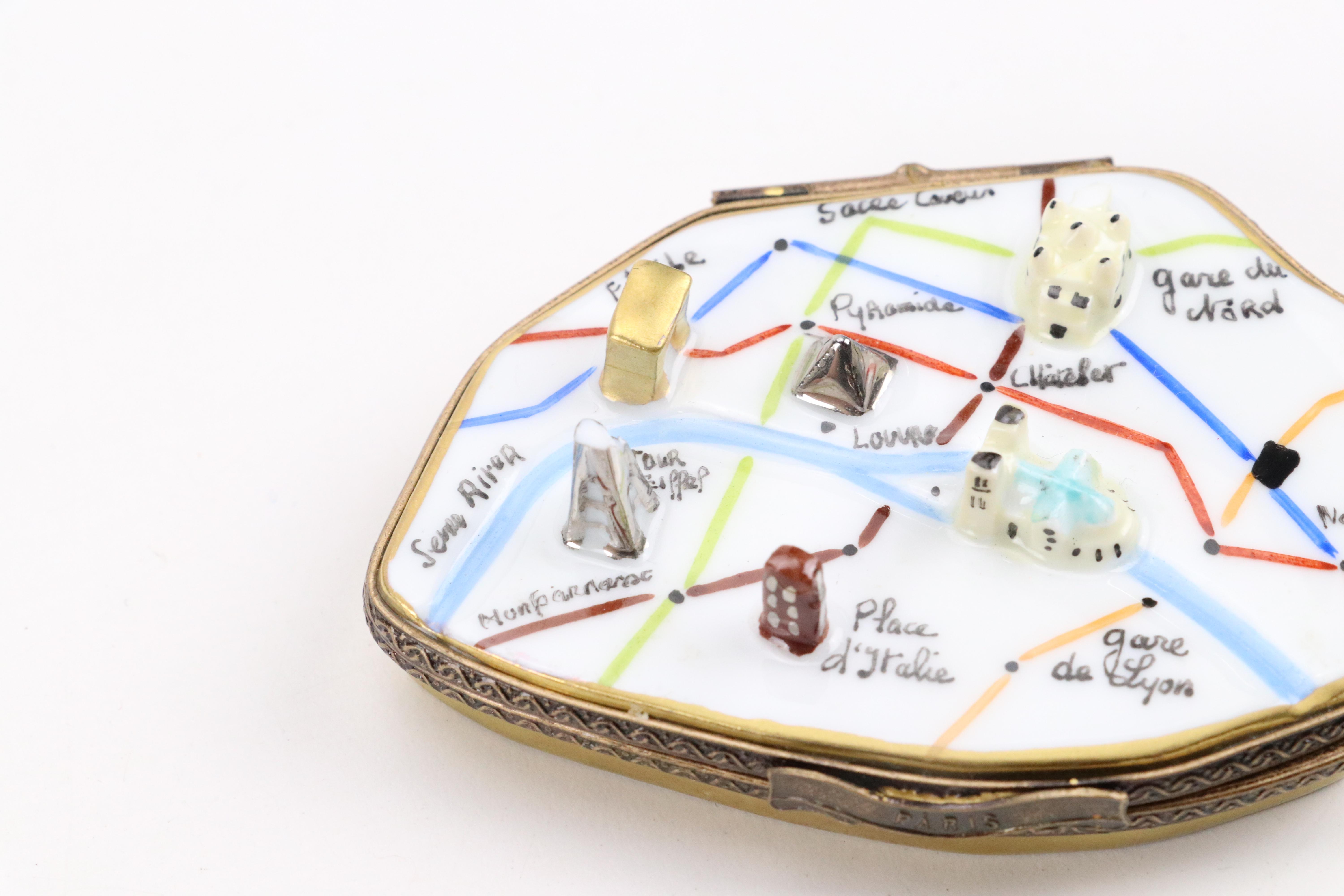 Porcelain Two-Tiered Hinged Box with Other Porcelain Hinged Box and Vase