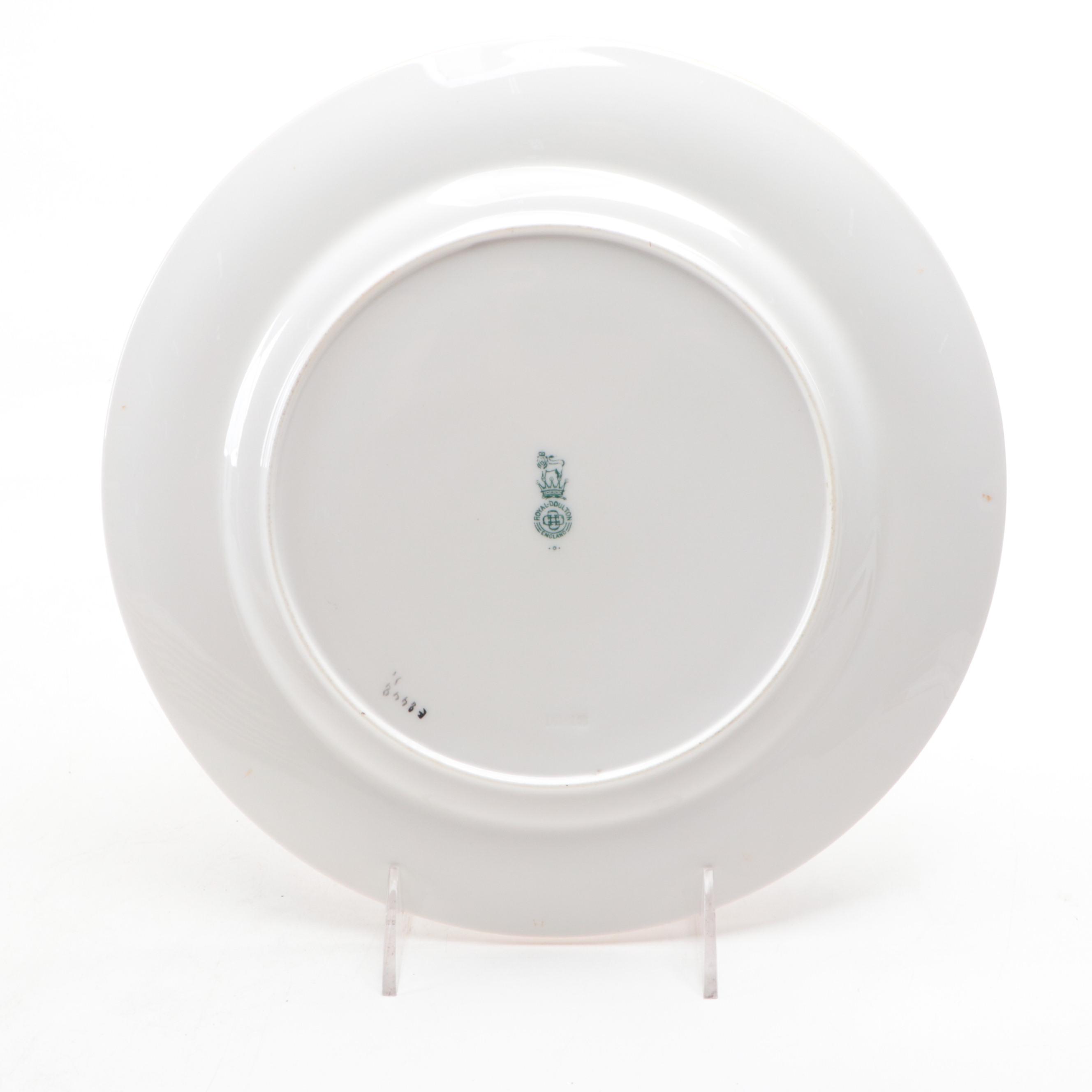 Royal Doulton Pink Rose Motif Porcelain Dinner Plates, Mid to Late 20th Century