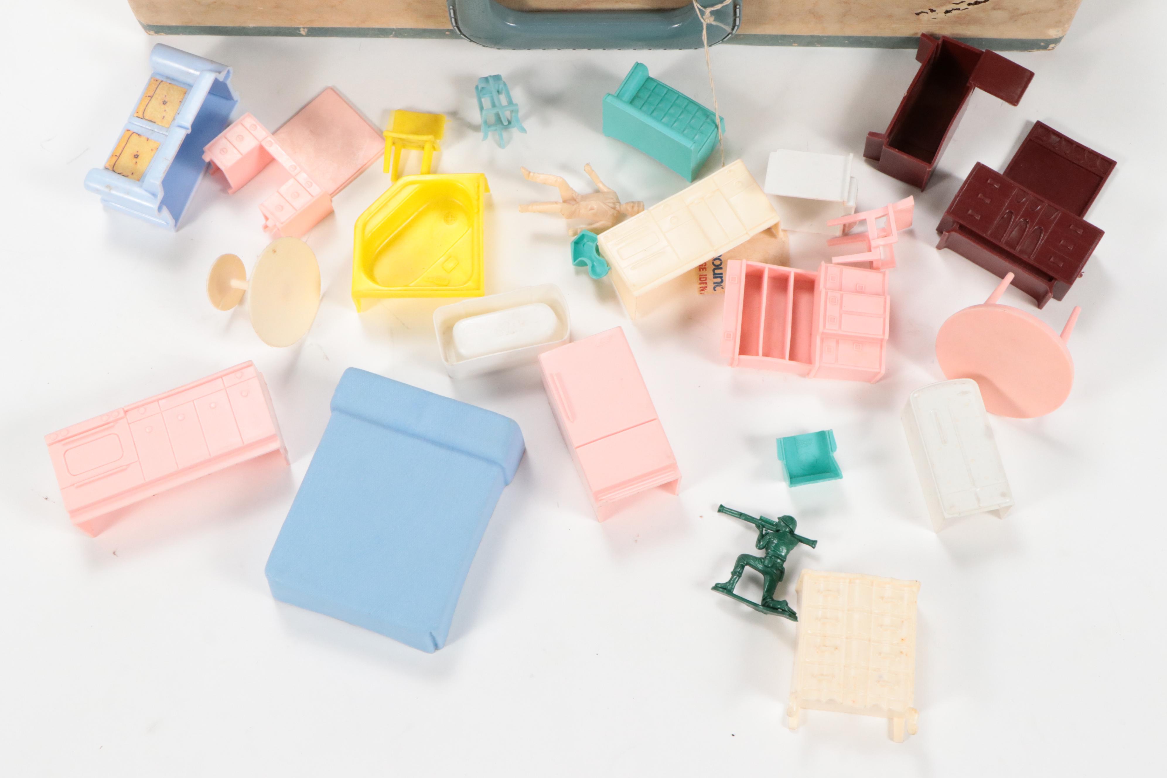 Marx Tin Litho Mid-Century Ranch Doll House with Accessories