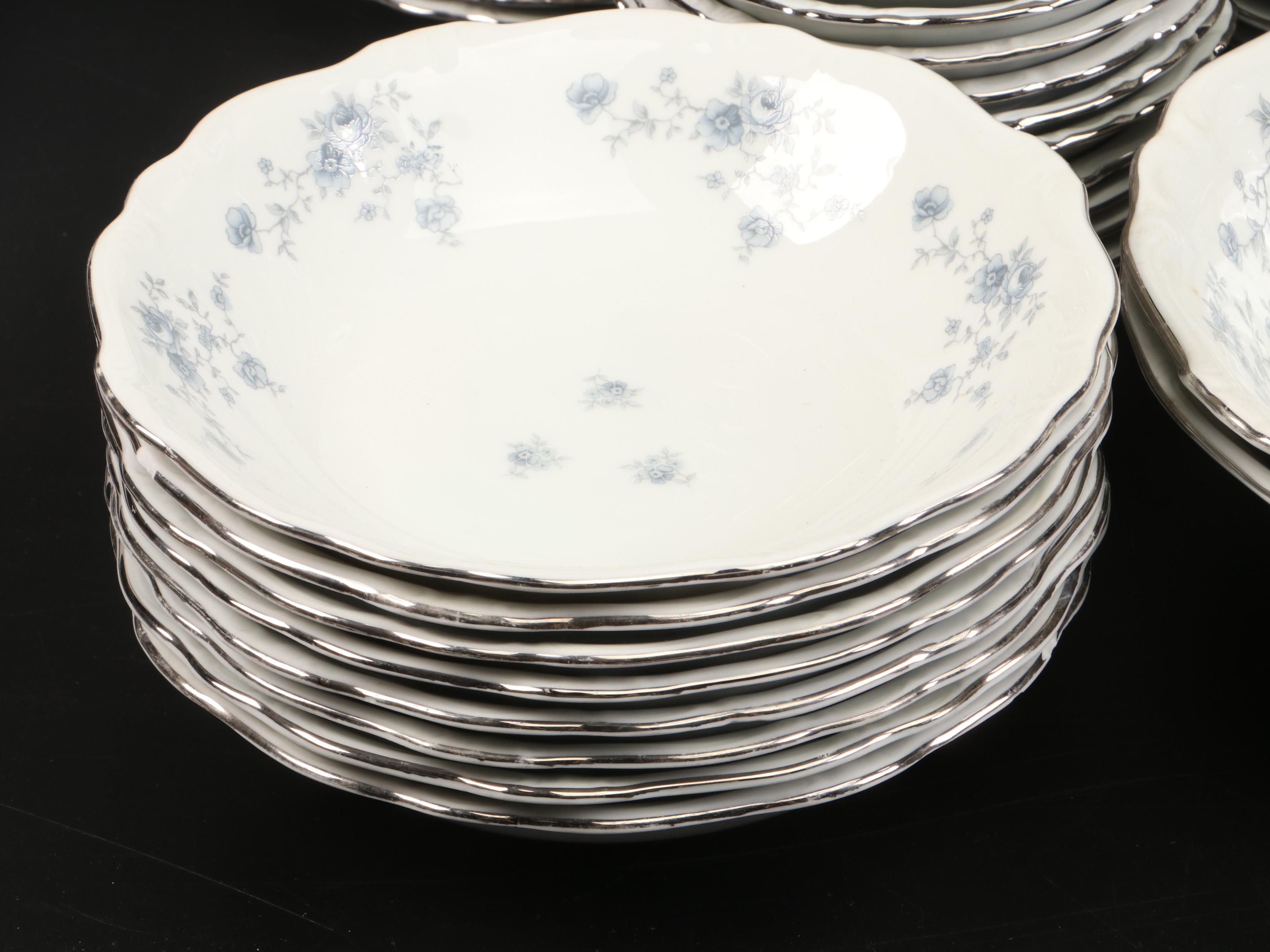 Johann Haviland "Blue Garland" Porcelain Dinnerware, Late 20th/Early 21st C.