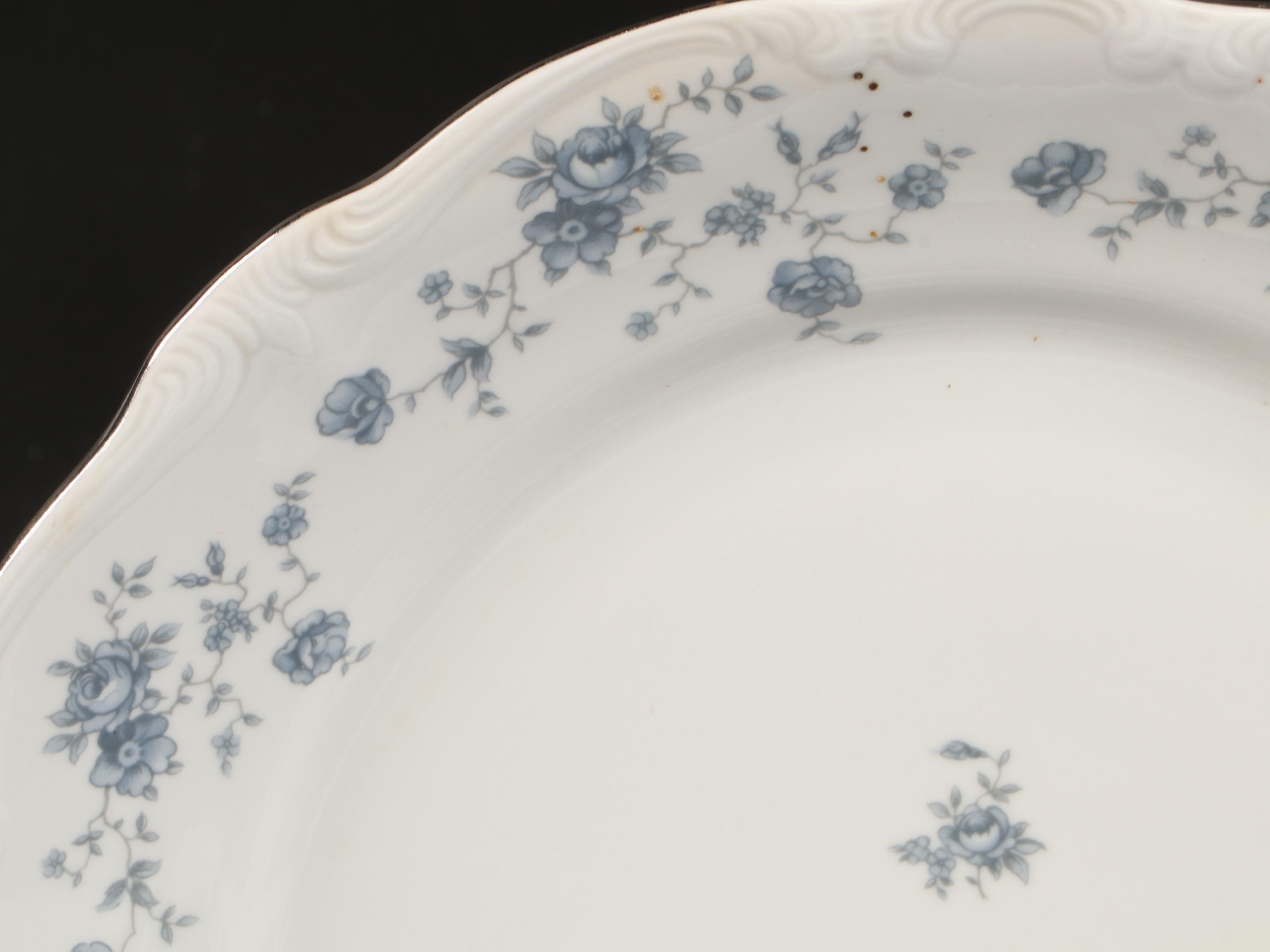 Johann Haviland "Blue Garland" Porcelain Dinnerware, Late 20th/Early 21st C.