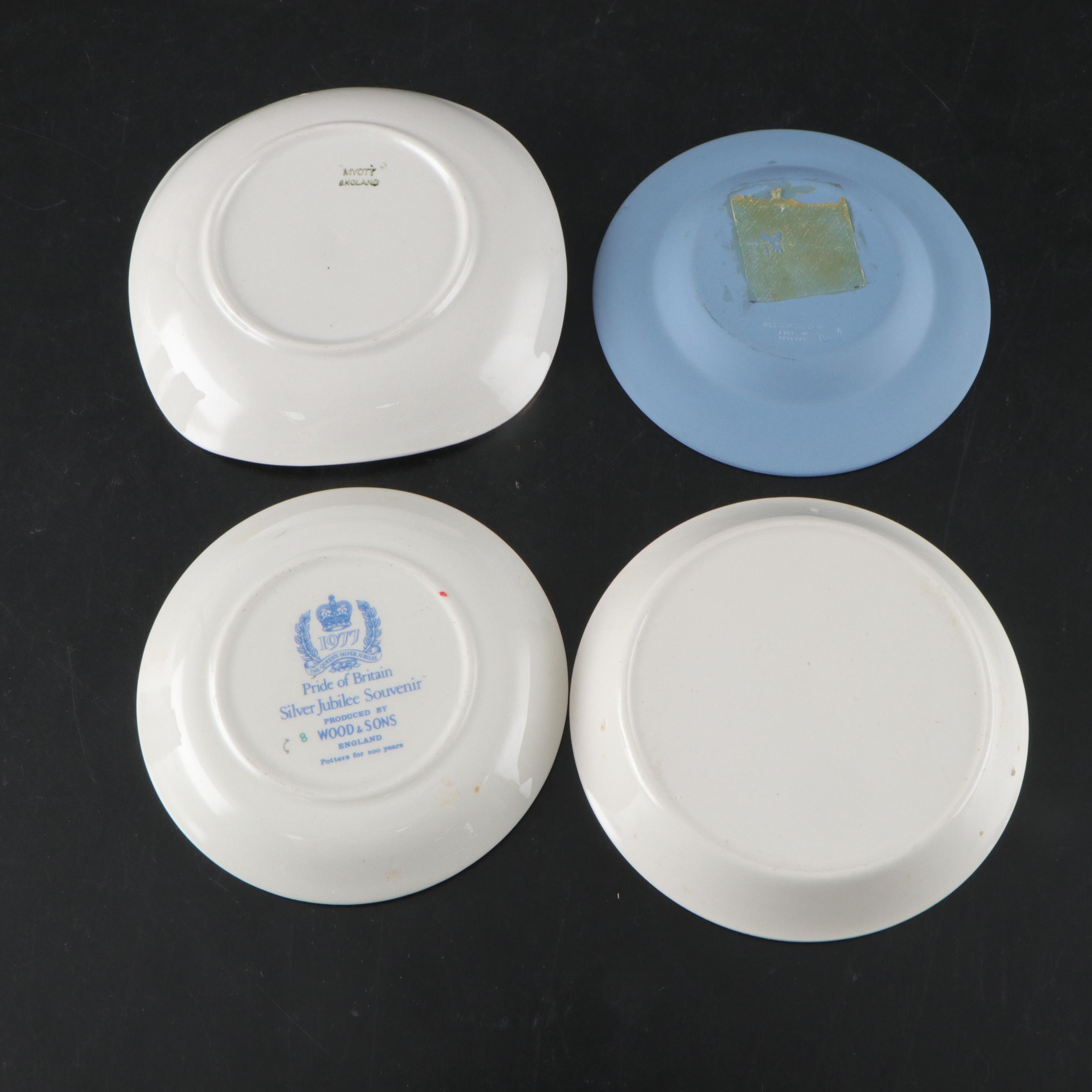 Richard Guyatt for Wedgwood Silver Jubilee Mug and Dish with More, 1977