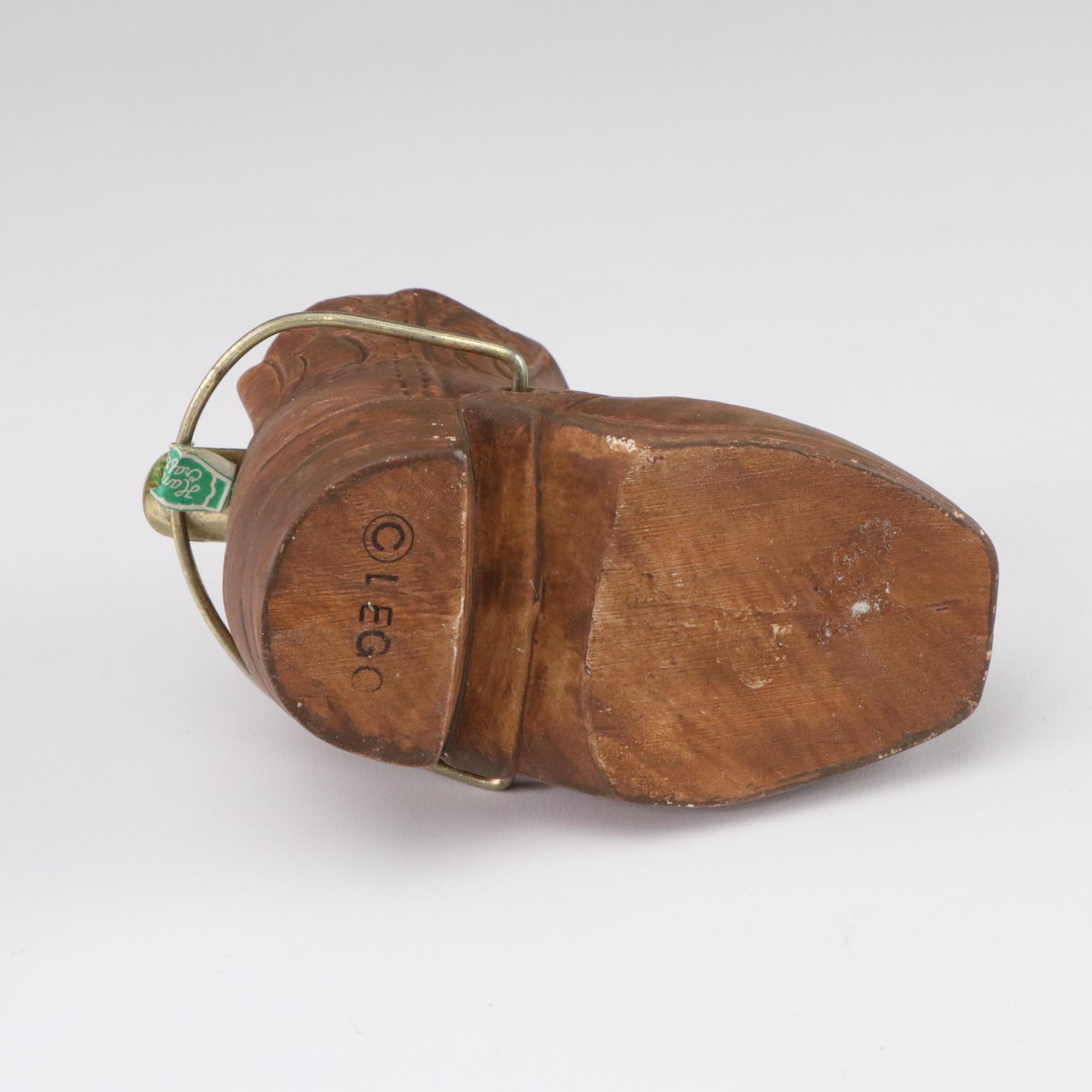 Lego Boot Spur Ashtray With Ceramic Souvenir Cowboy Hats