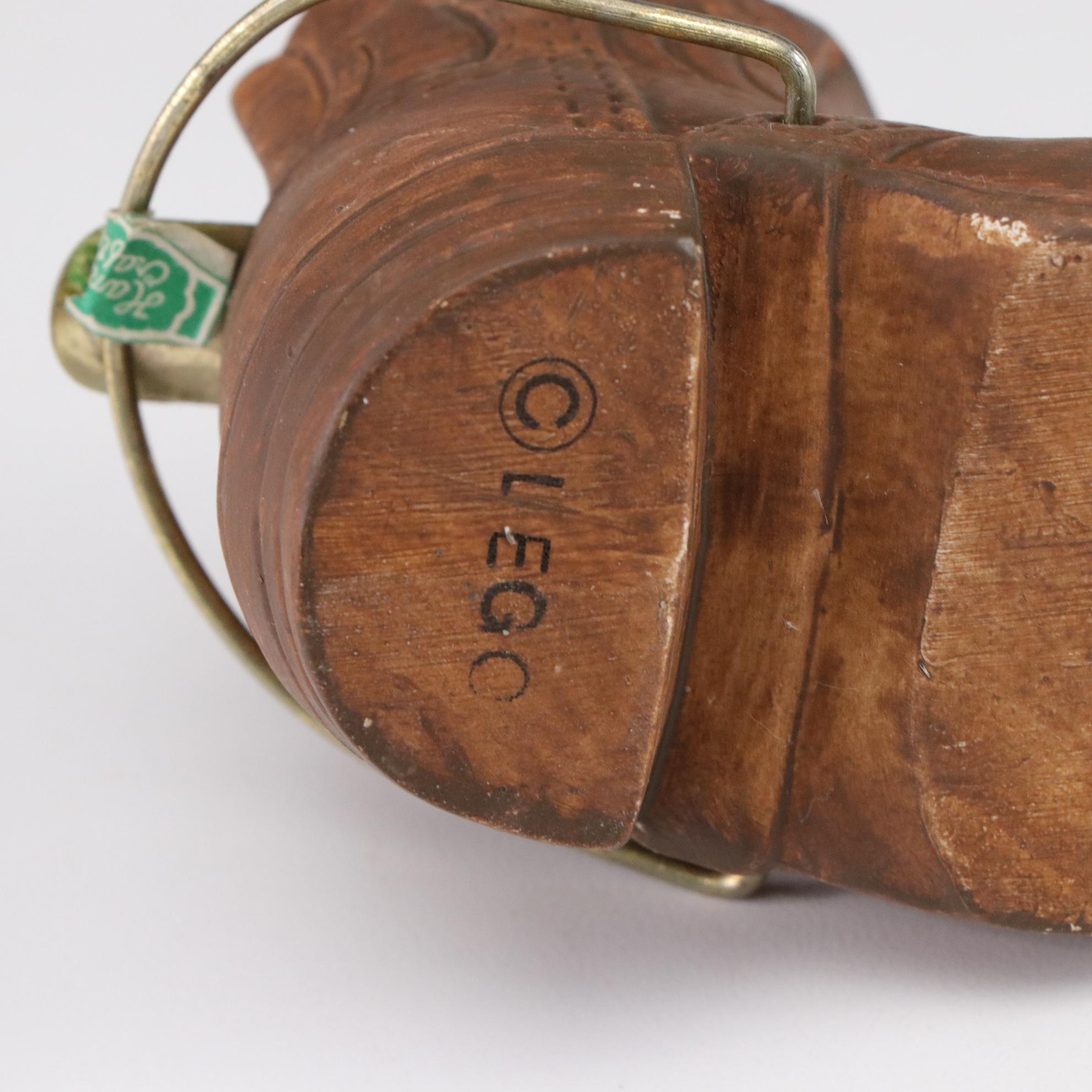 Lego Boot Spur Ashtray With Ceramic Souvenir Cowboy Hats