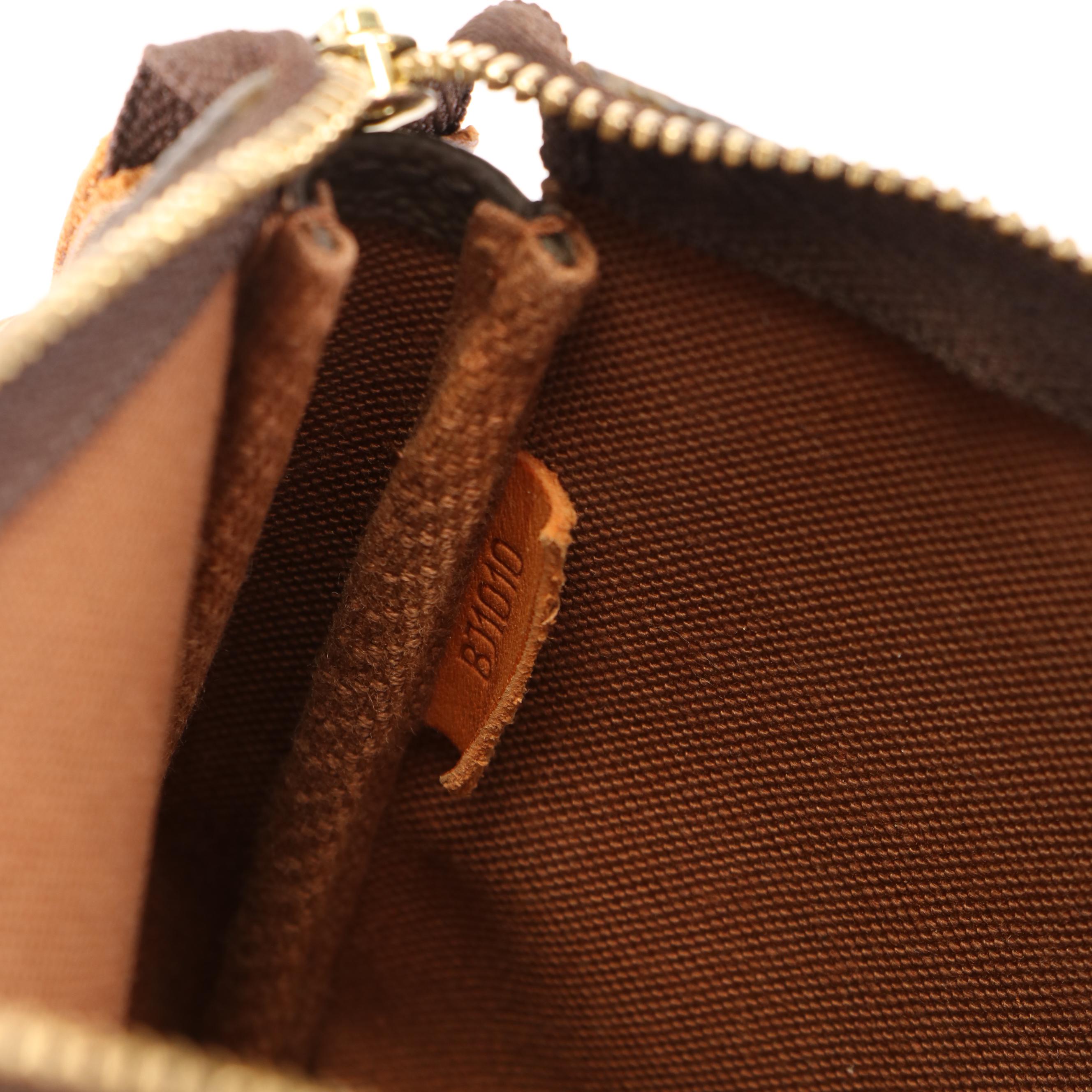 Louis Vuitton Accessories Shoulder Bag in Monogram Coated Canvas