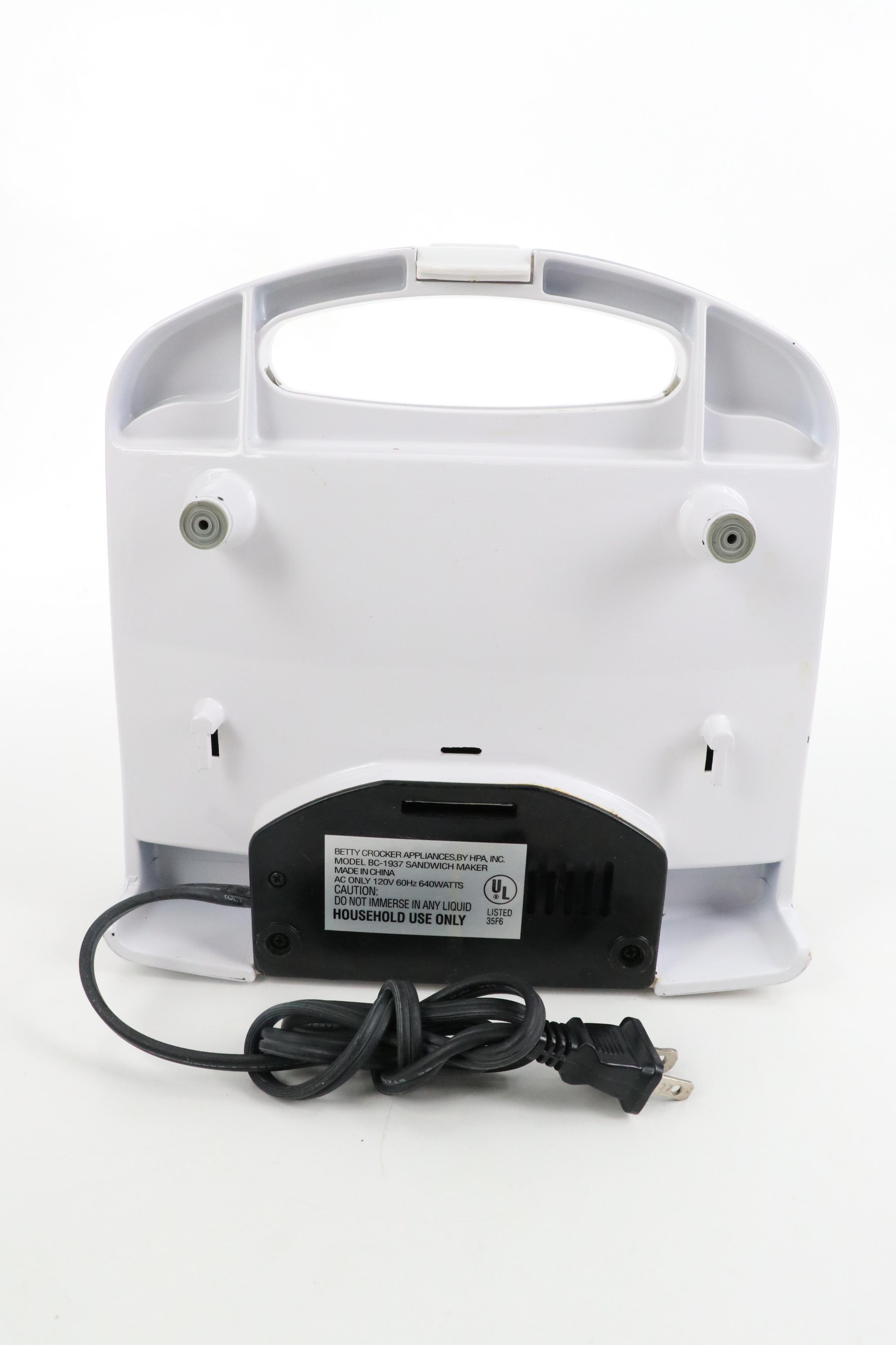 Betty Crocker Appliances Sandwich Maker with Other Small Kitchen Appliances