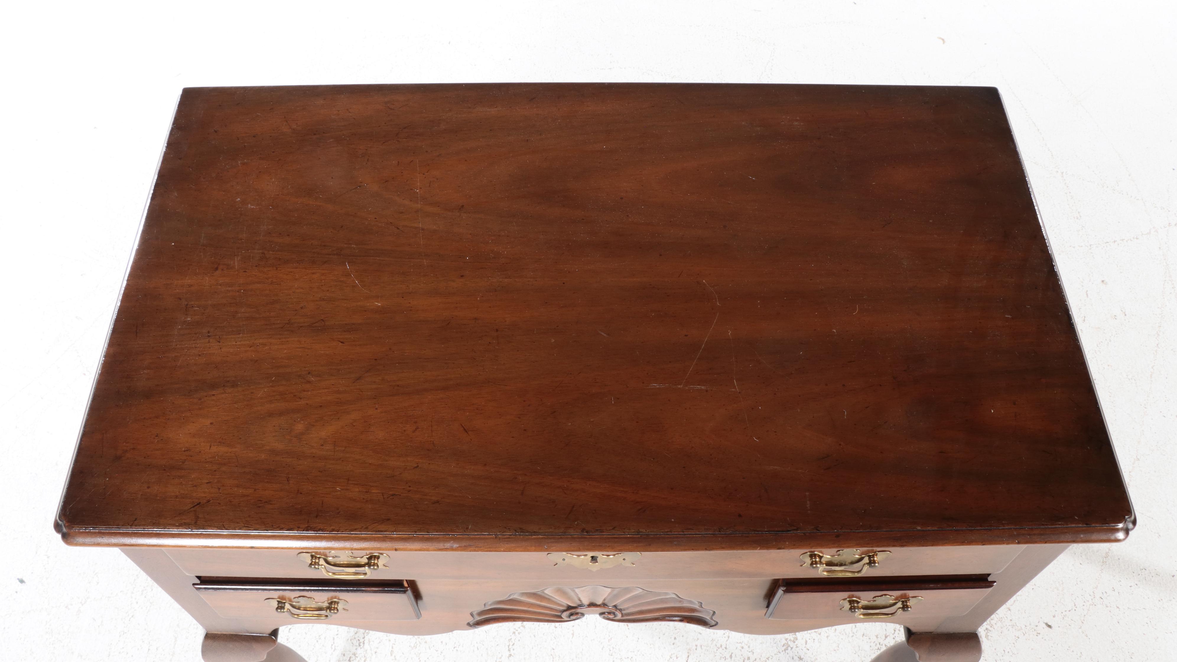 Historic Newport Reproduction Queen Anne Style Mahogany Dressing Table