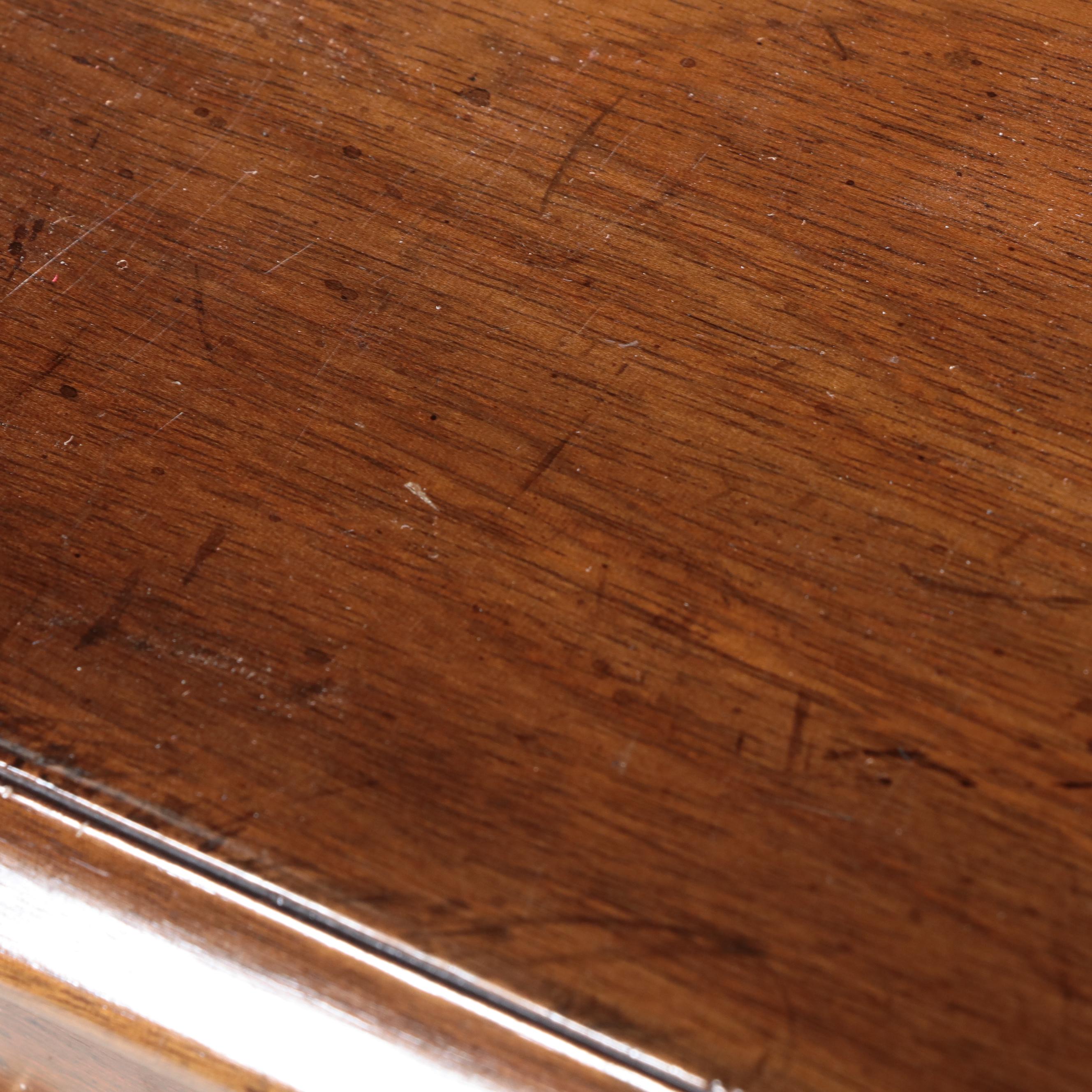 Historic Newport Reproduction Queen Anne Style Mahogany Dressing Table