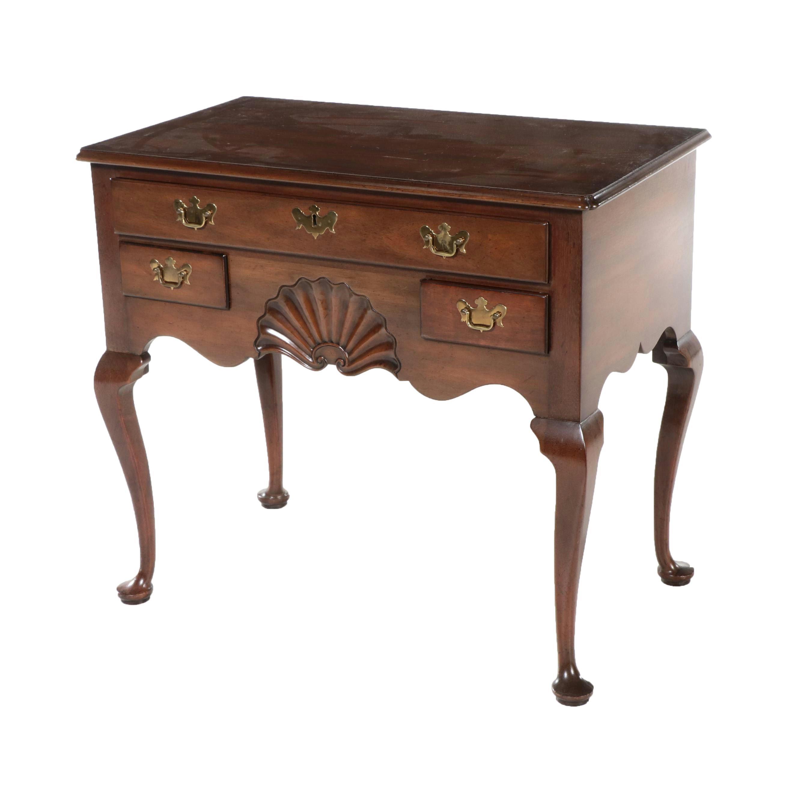 Historic Newport Reproduction Queen Anne Style Mahogany Dressing Table