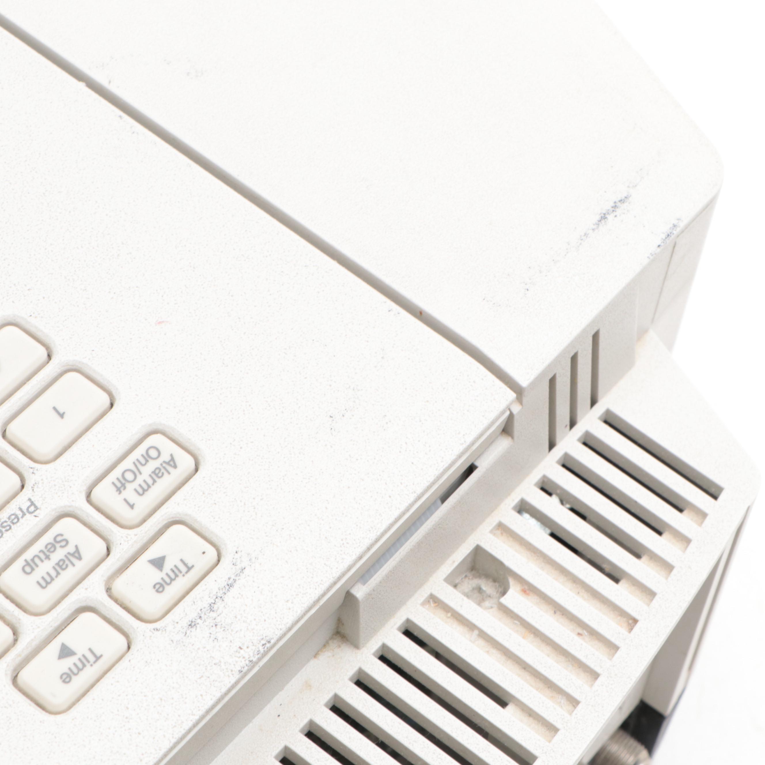 Bose Wave Radio/CD with DesignNest and GoodEarth Wall Chargers