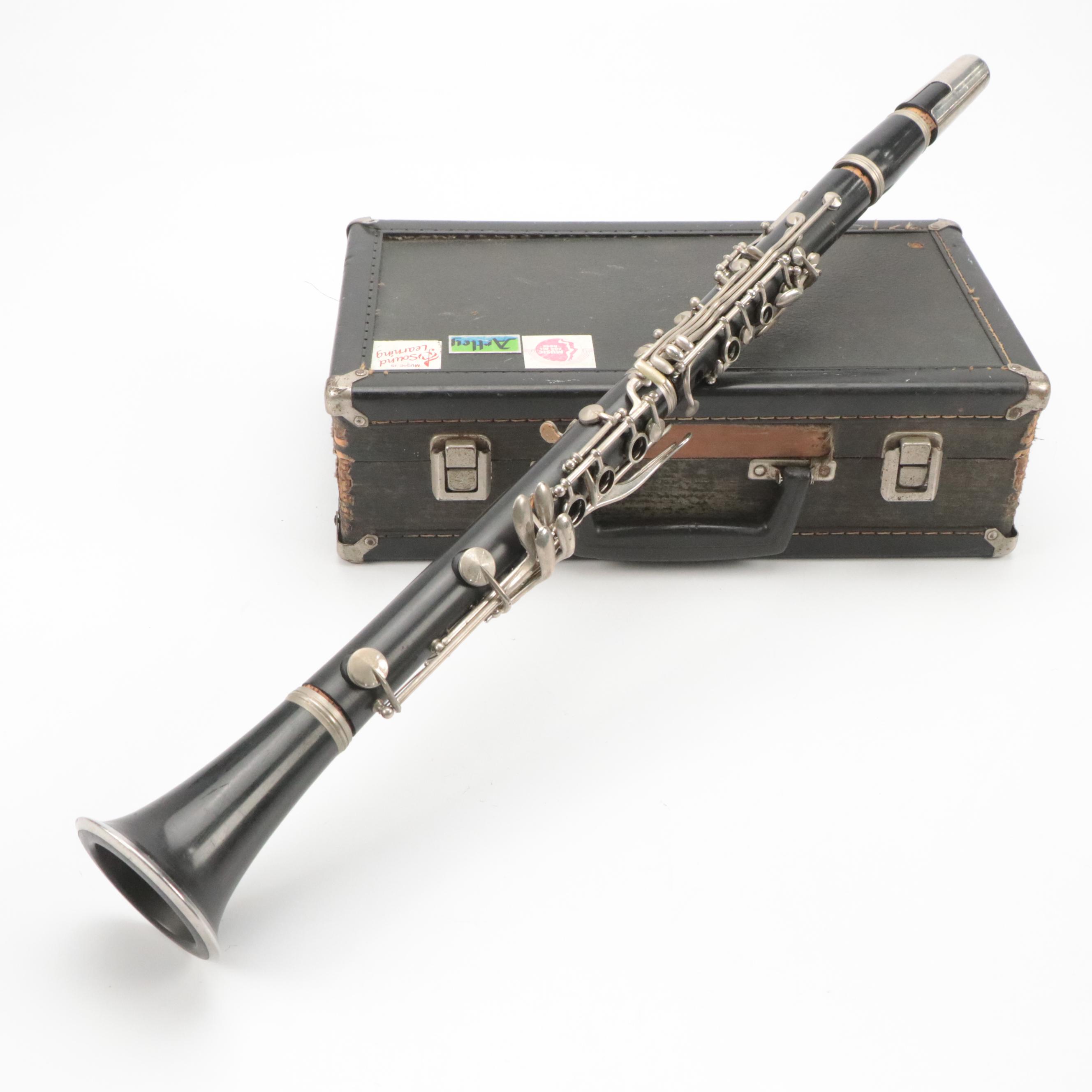 Artley Model 18S Student Clarinet with Case