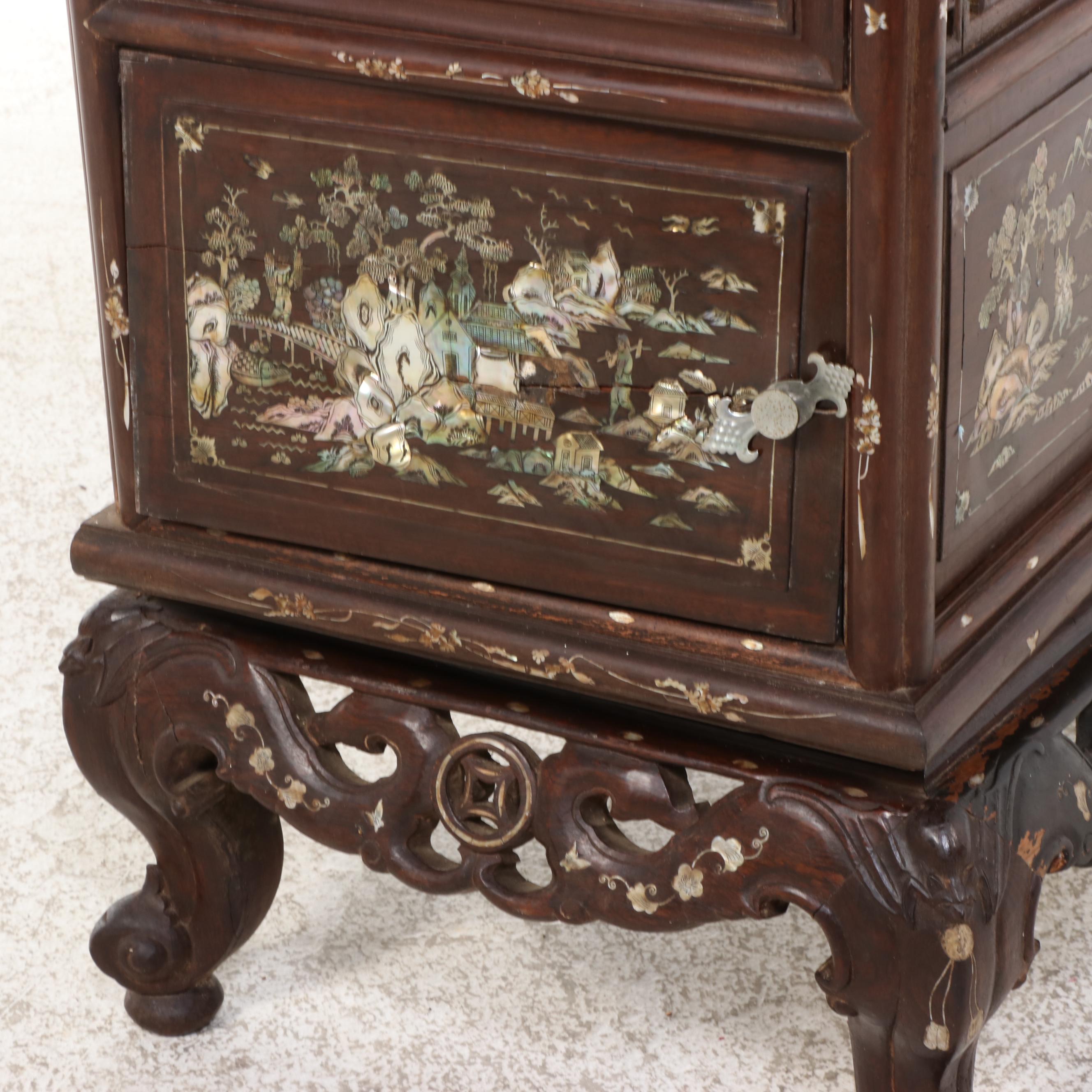 Chinese Carved Rosewood Display Cabinet with Mother-of-Pearl and Abalone Inlay