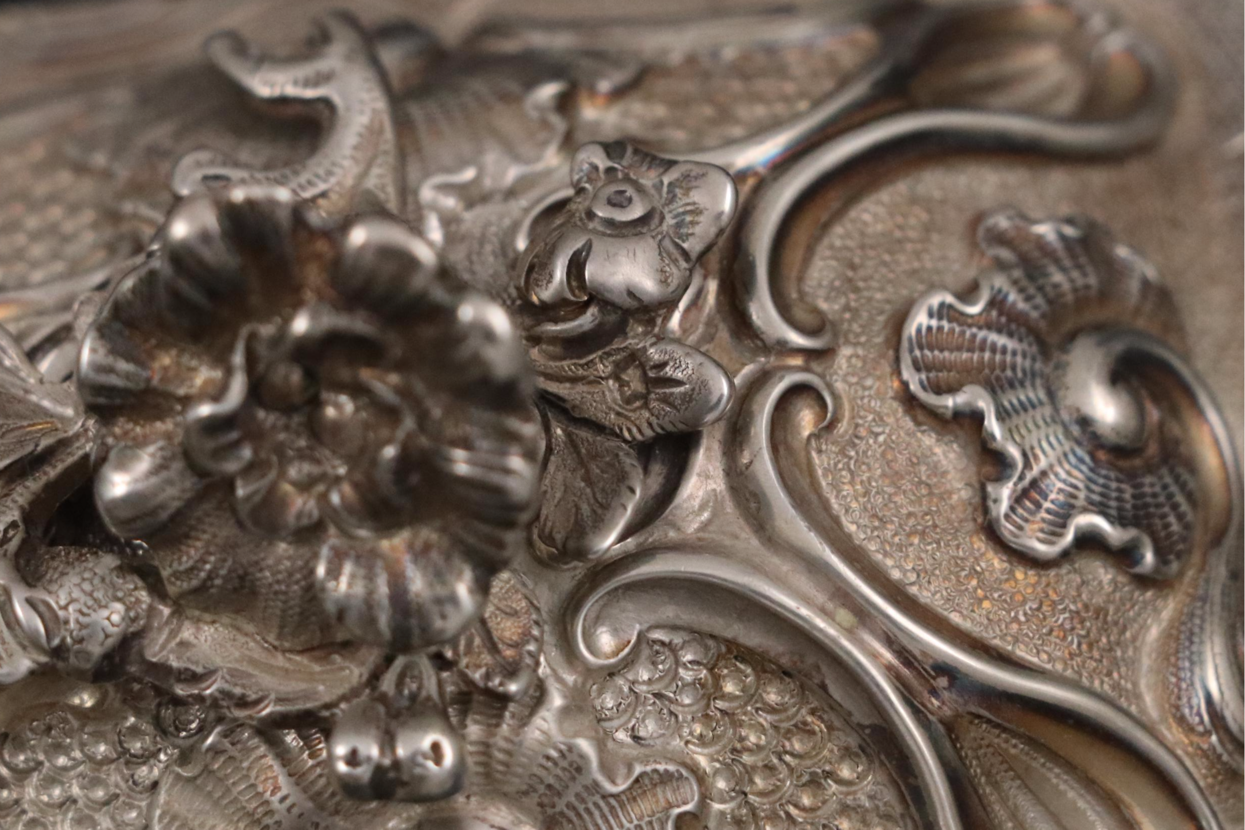 Georgian Chinoiserie Repoussé Sterling Tea Caddies with Lord Nelson Crest, 1829