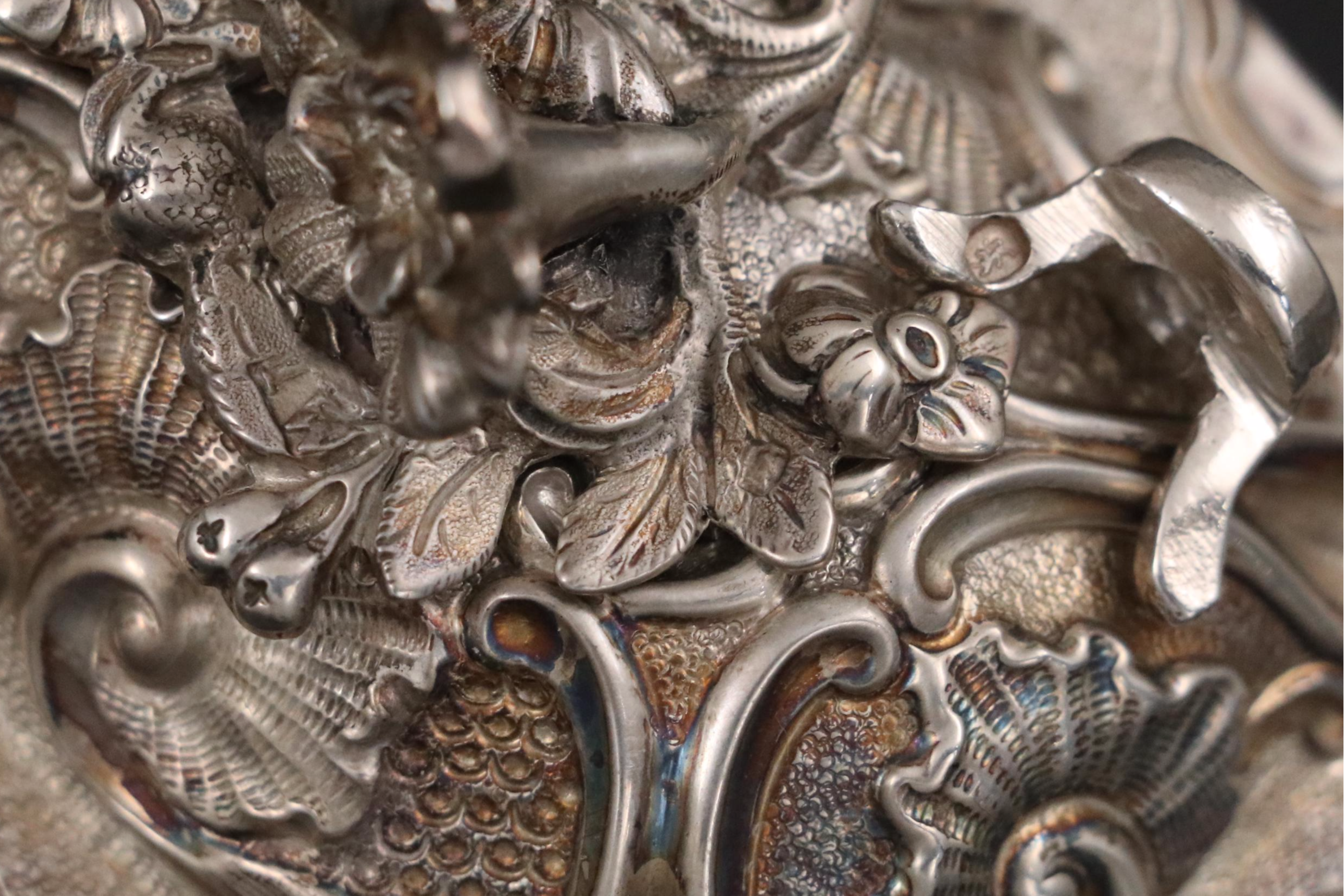 Georgian Chinoiserie Repoussé Sterling Tea Caddies with Lord Nelson Crest, 1829