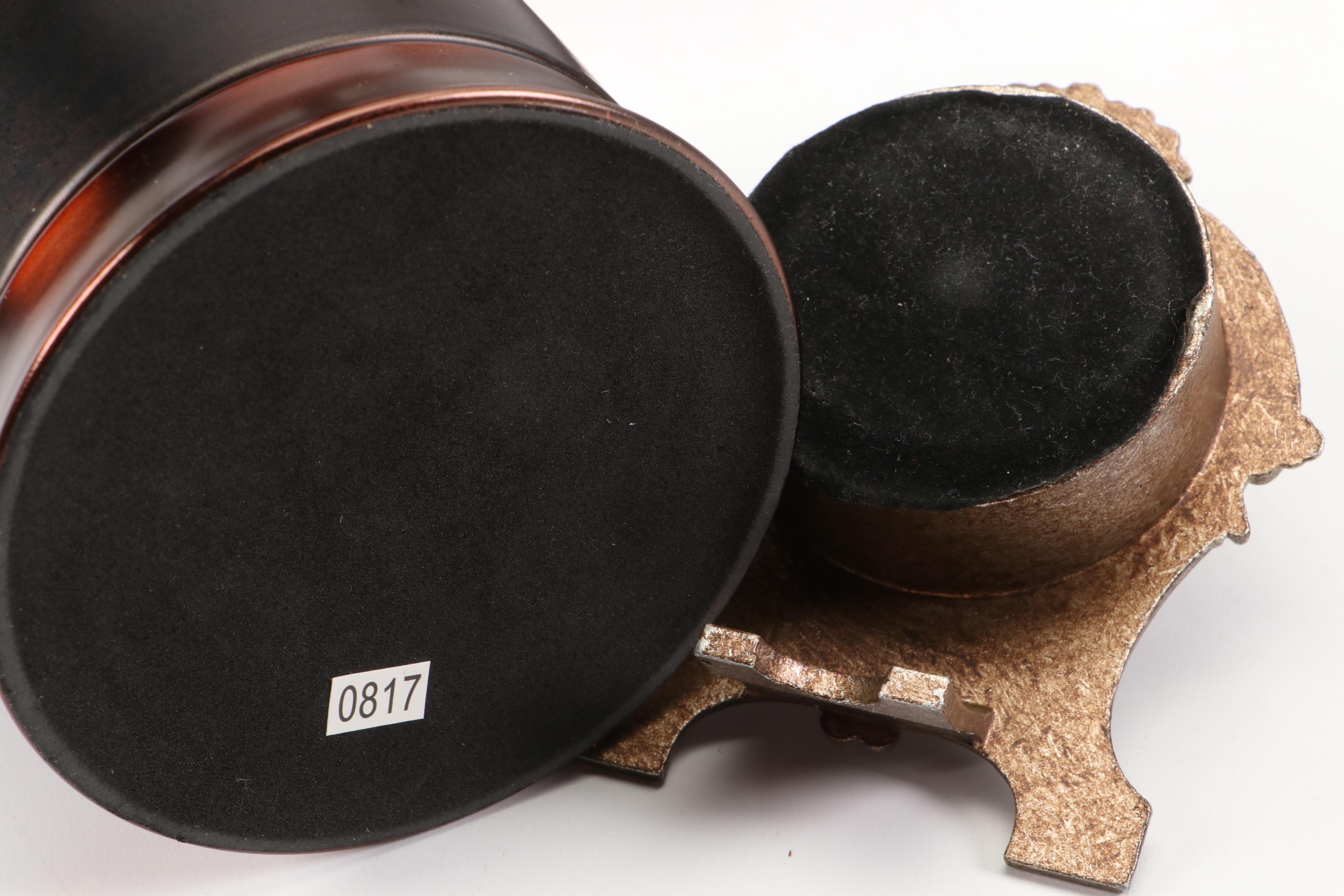 Bronze Finish Metal Toilet Paper Holder with More Bathroom Accessories