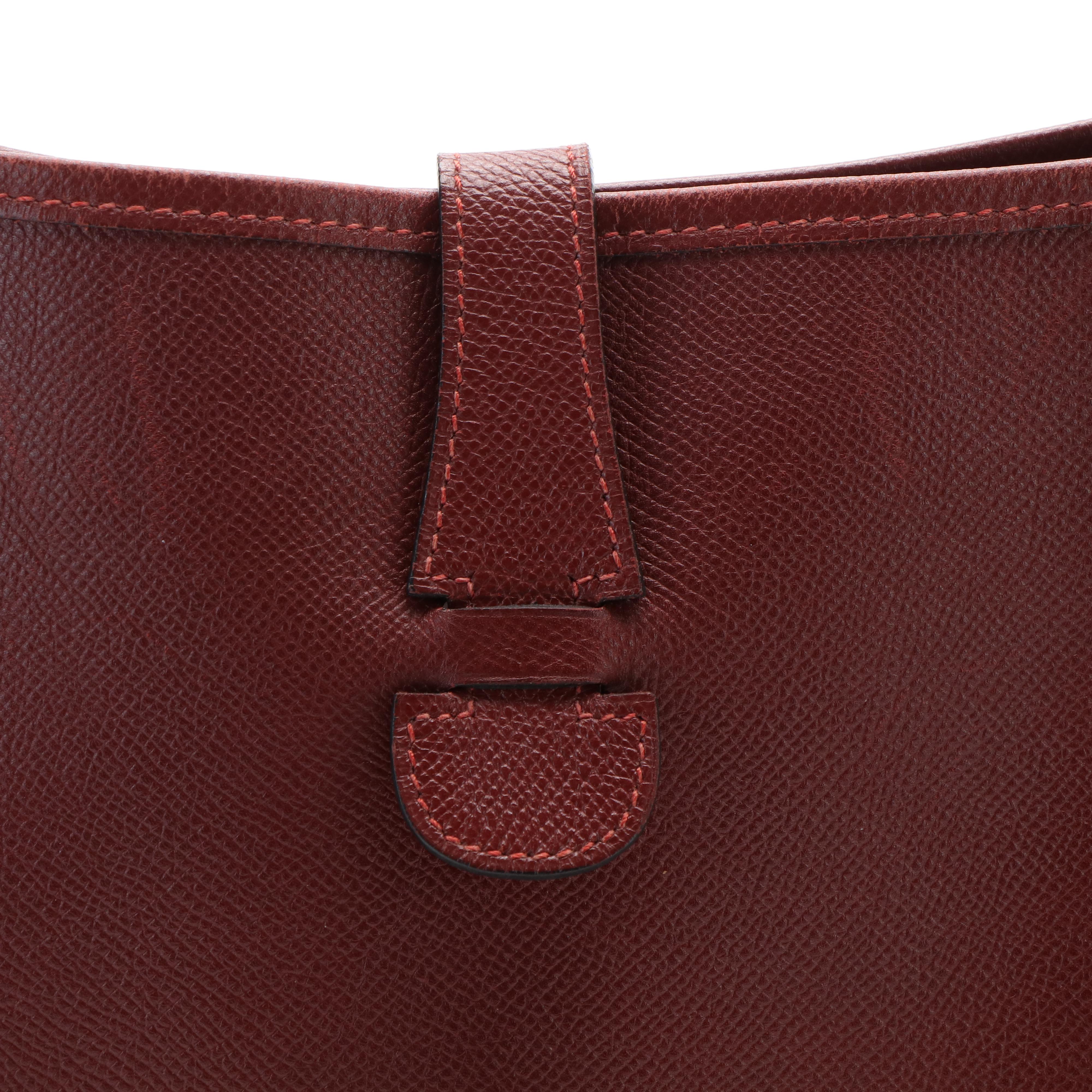 Hermès Evelyne I Shoulder Bag in Burgundy Clémence Leather