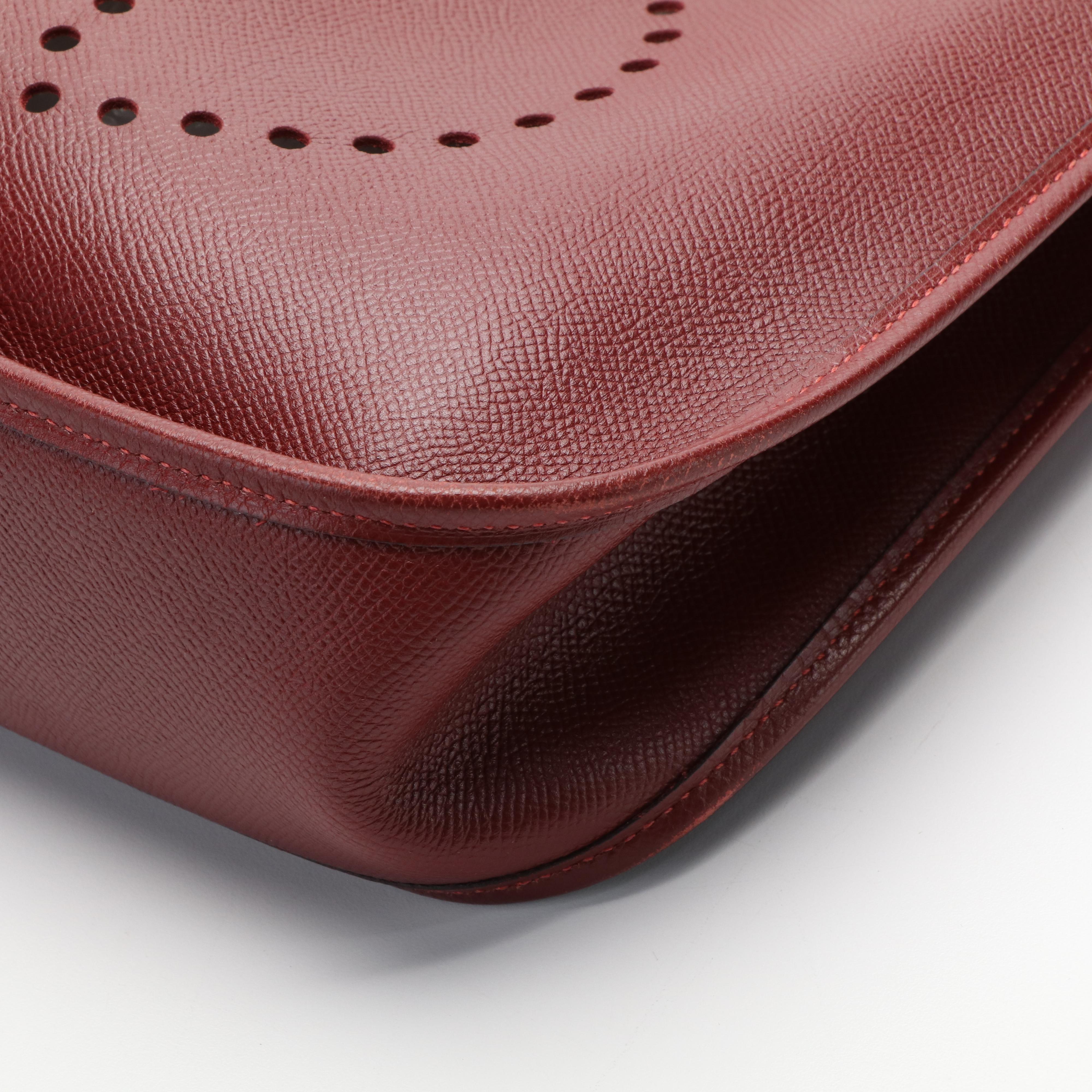 Hermès Evelyne I Shoulder Bag in Burgundy Clémence Leather