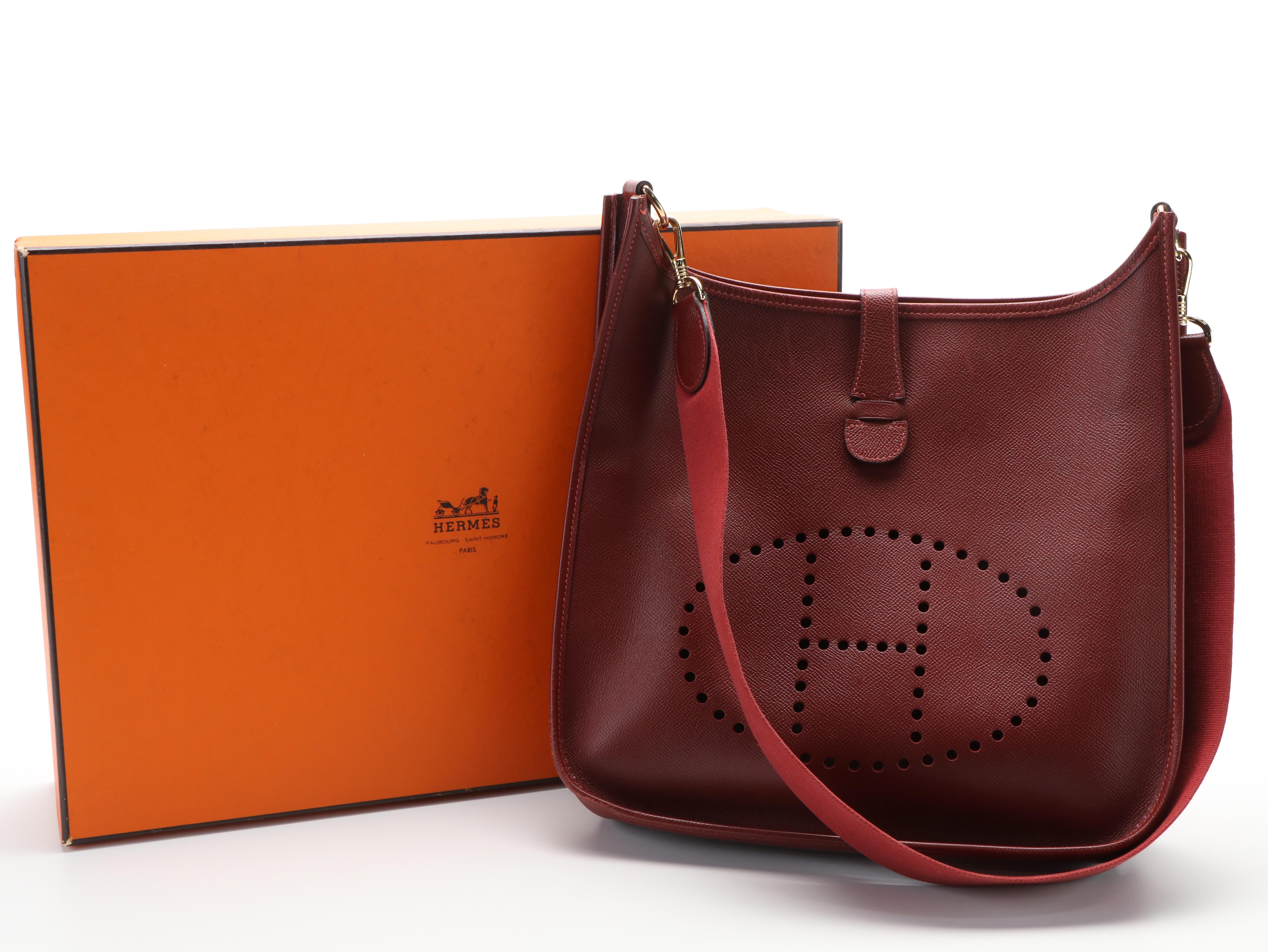 Hermès Evelyne I Shoulder Bag in Burgundy Clémence Leather