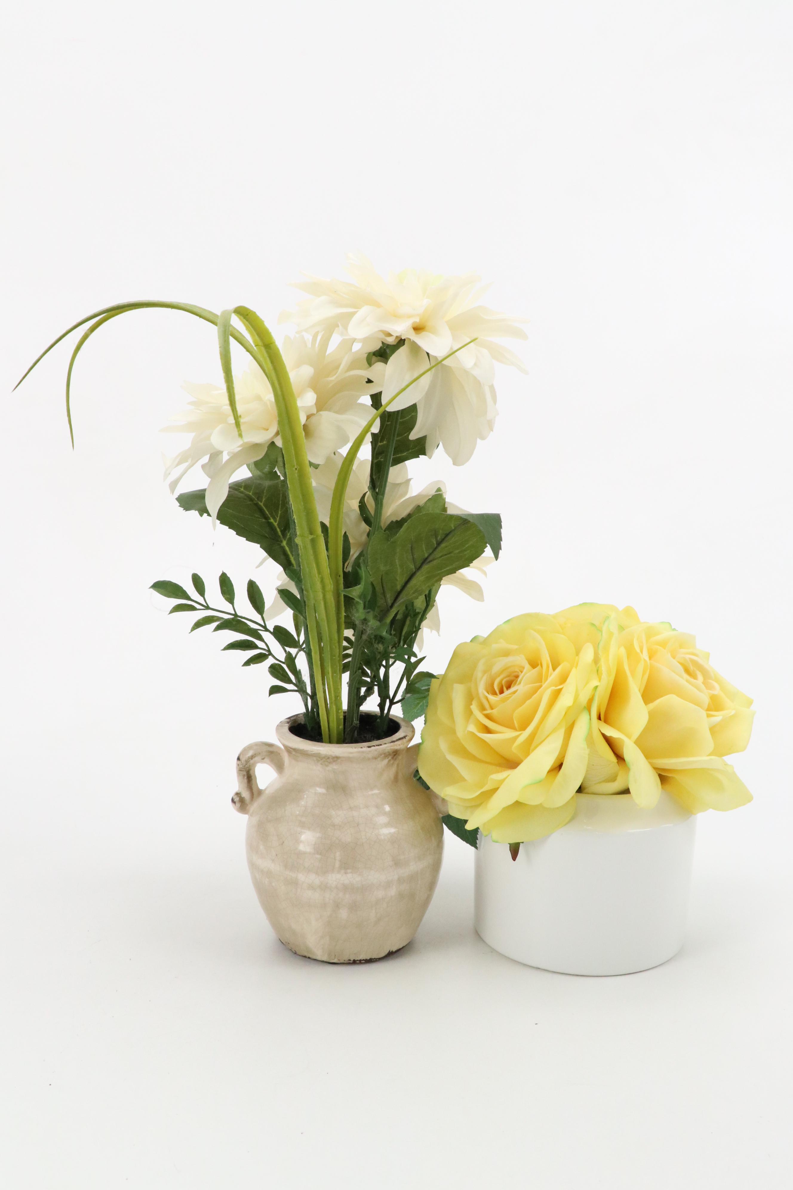 Artificial Floral Arrangements, Vases, Tissue Box Covers and More Home Décor