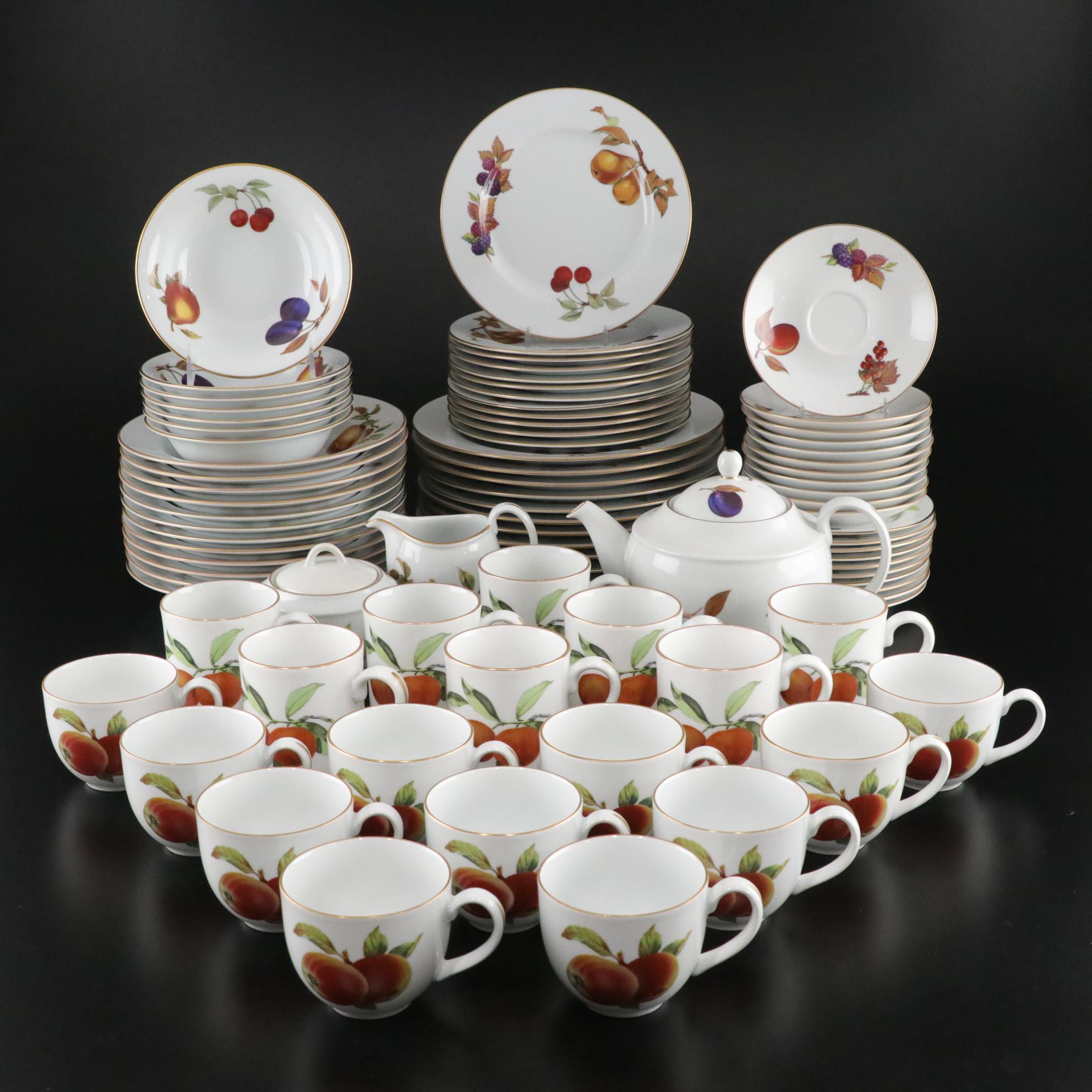 Royal Worcester "Evesham Gold" Porcelain Dinnerware