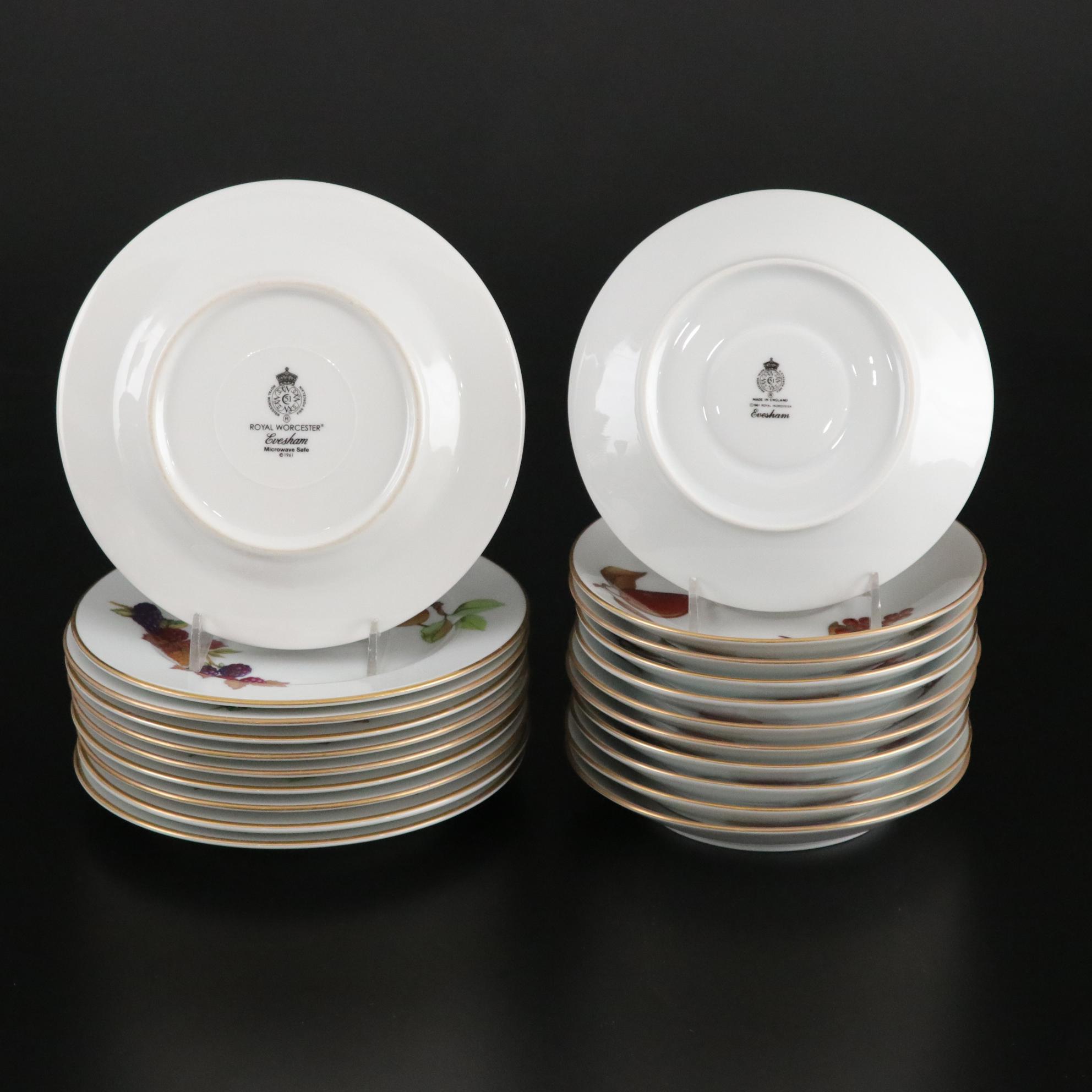 Royal Worcester "Evesham Gold" Porcelain Dinnerware