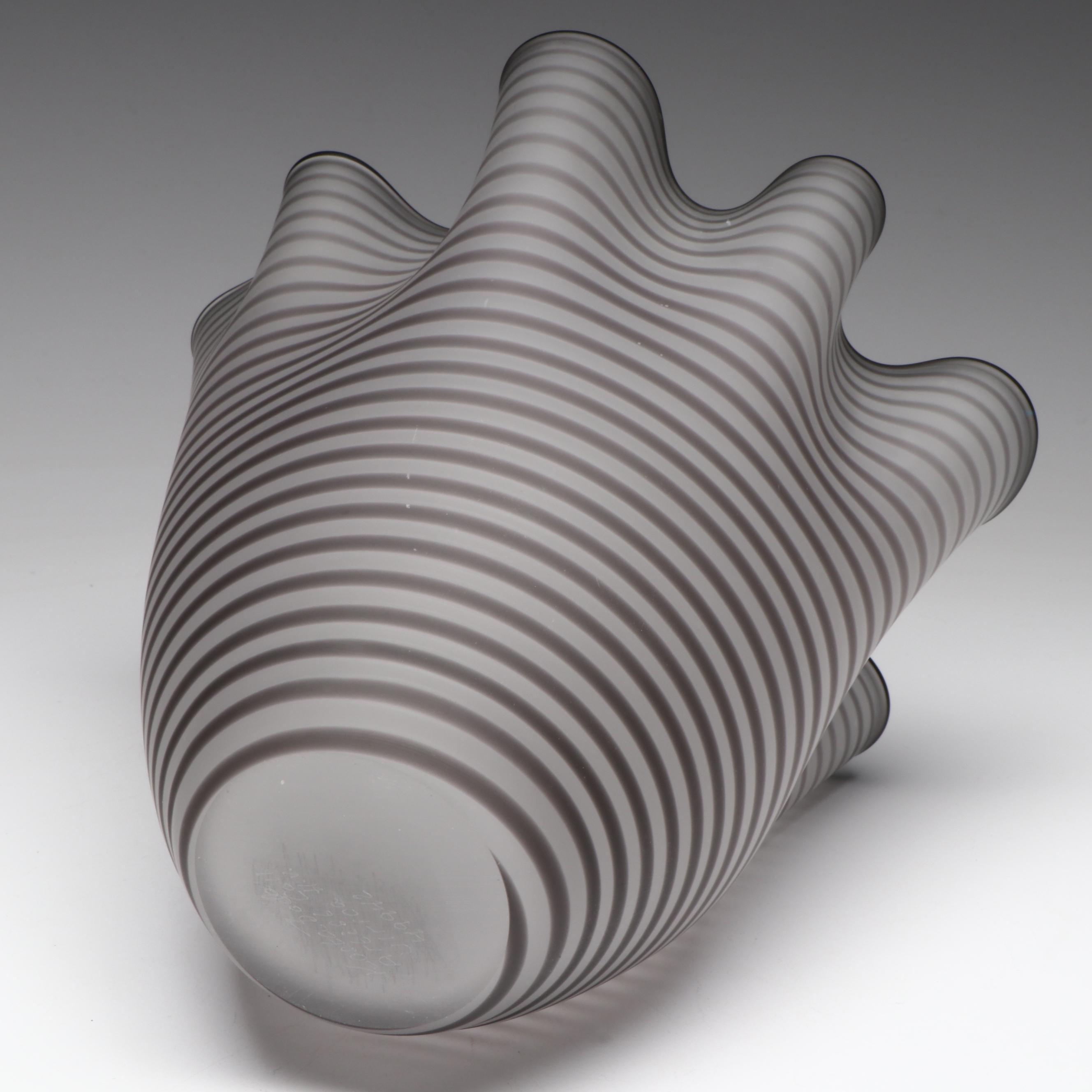 Ulrica Hydman-Vallien for Kosta Boda Artist's Collection Art Glass Vase