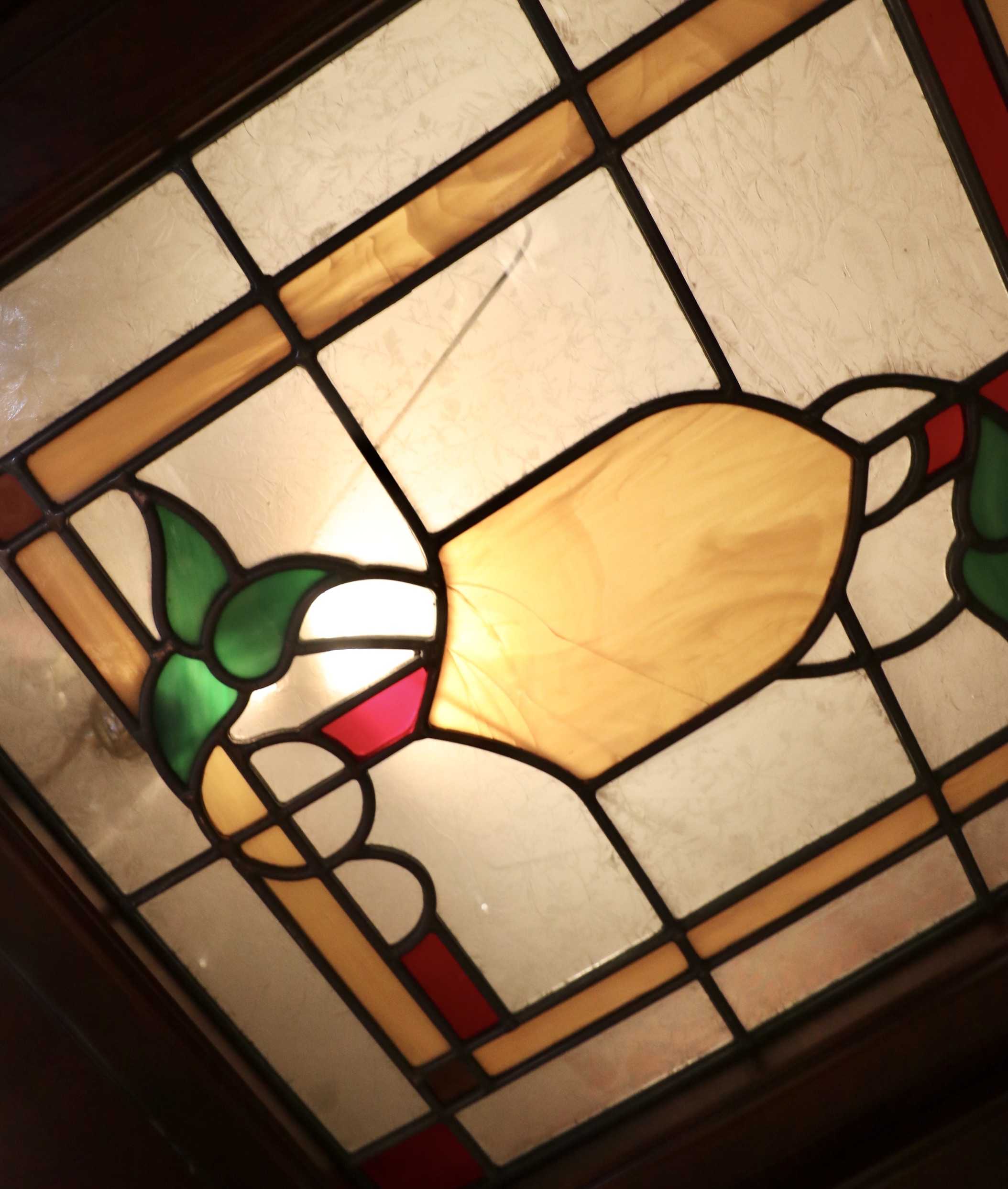 English Pub Style Freestanding Bar with Illuminated Stained Glass Canopy