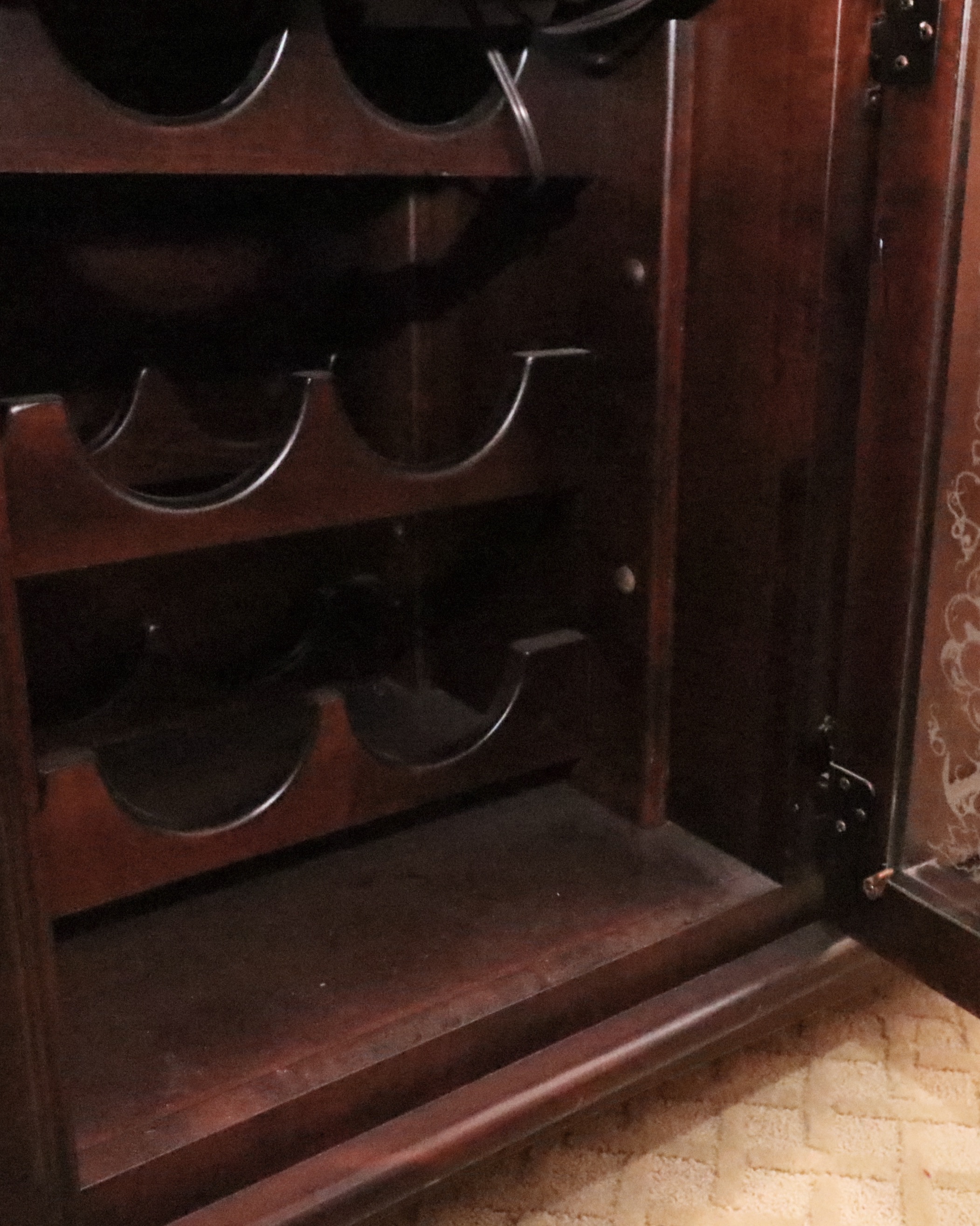English Pub Style Freestanding Bar with Illuminated Stained Glass Canopy