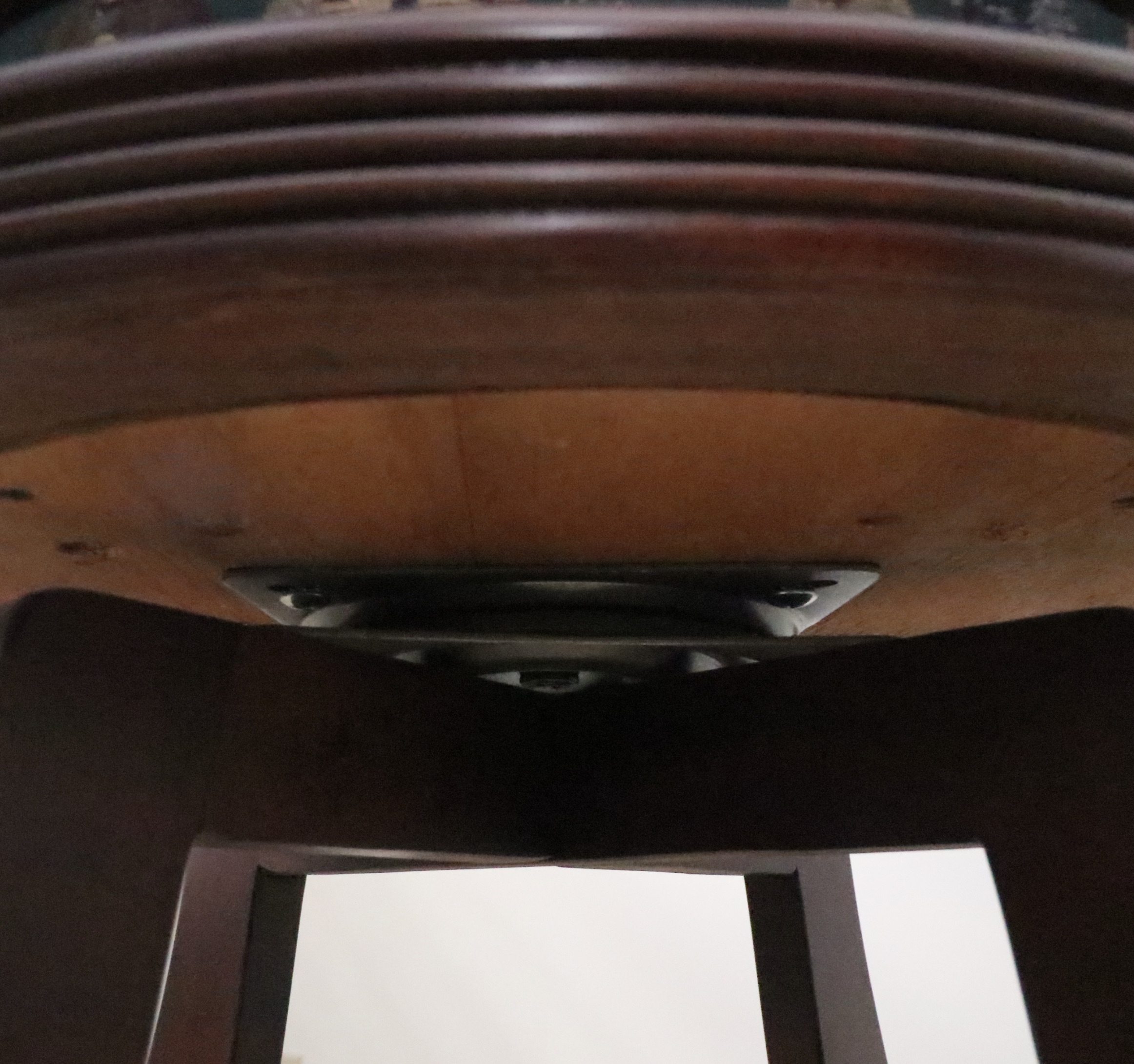 English Pub Style Freestanding Bar with Illuminated Stained Glass Canopy