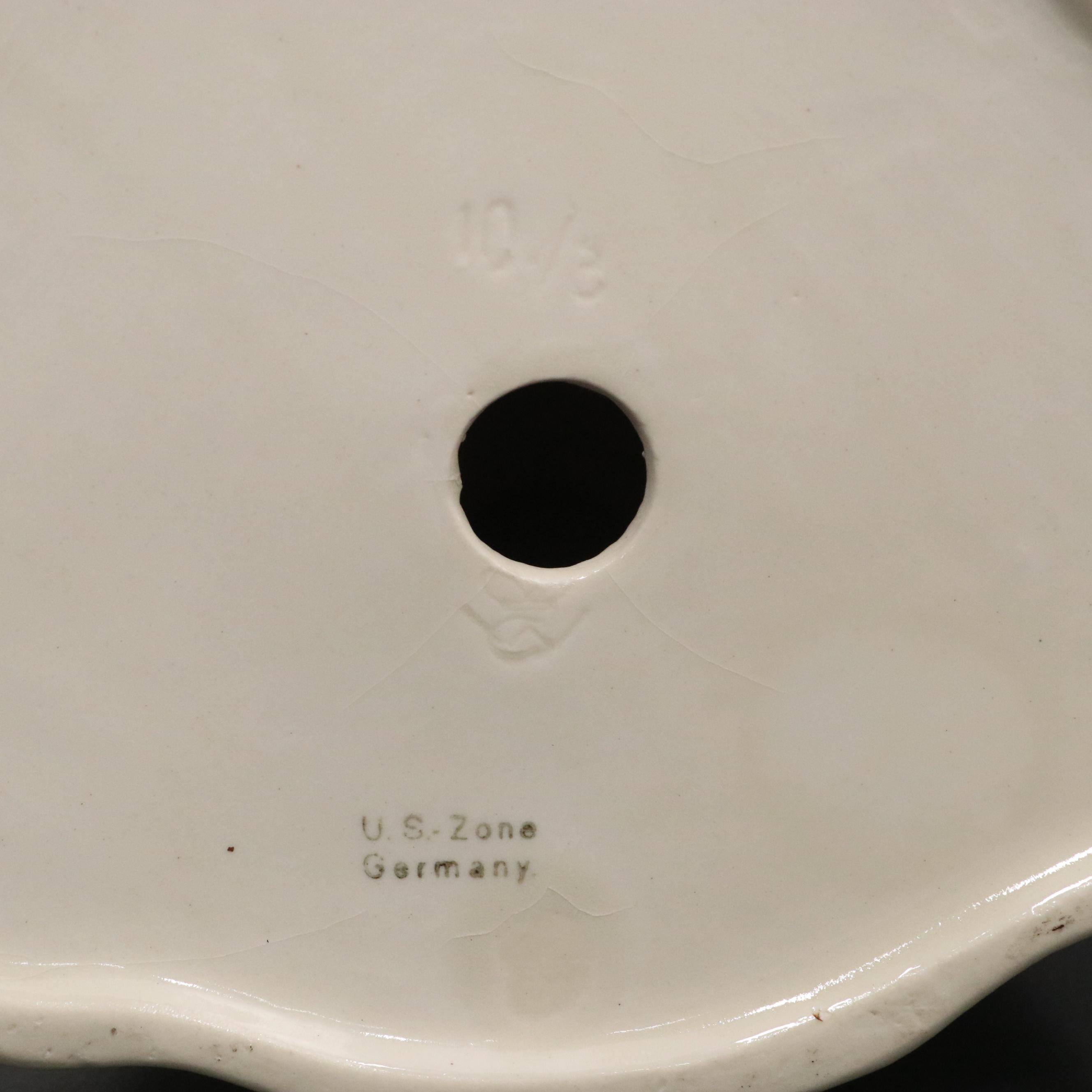 Goebel "Flower Madonna" Porcelain Hummel Figurine Designed by Reinhold Unger