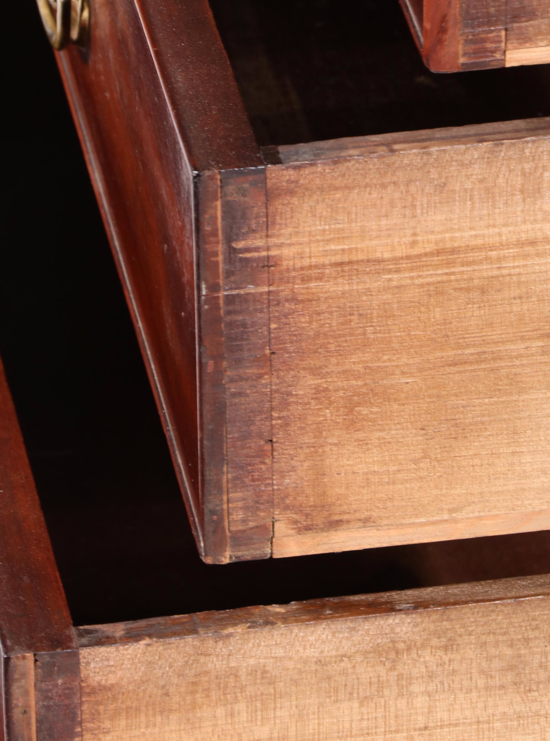 Federal Flame Mahogany and String-Inlaid Butler's Desk, Early 19th Century