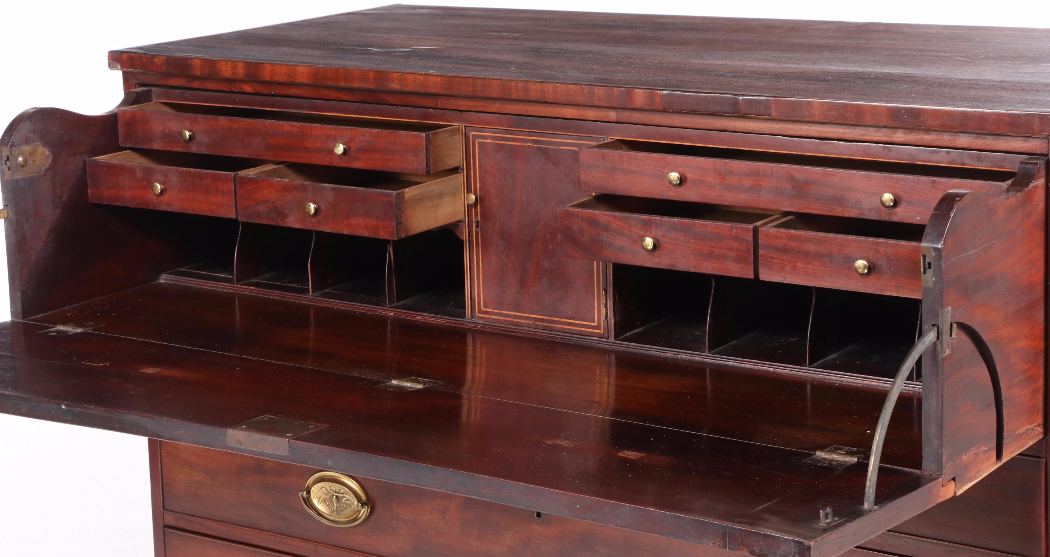 Federal Flame Mahogany and String-Inlaid Butler's Desk, Early 19th Century