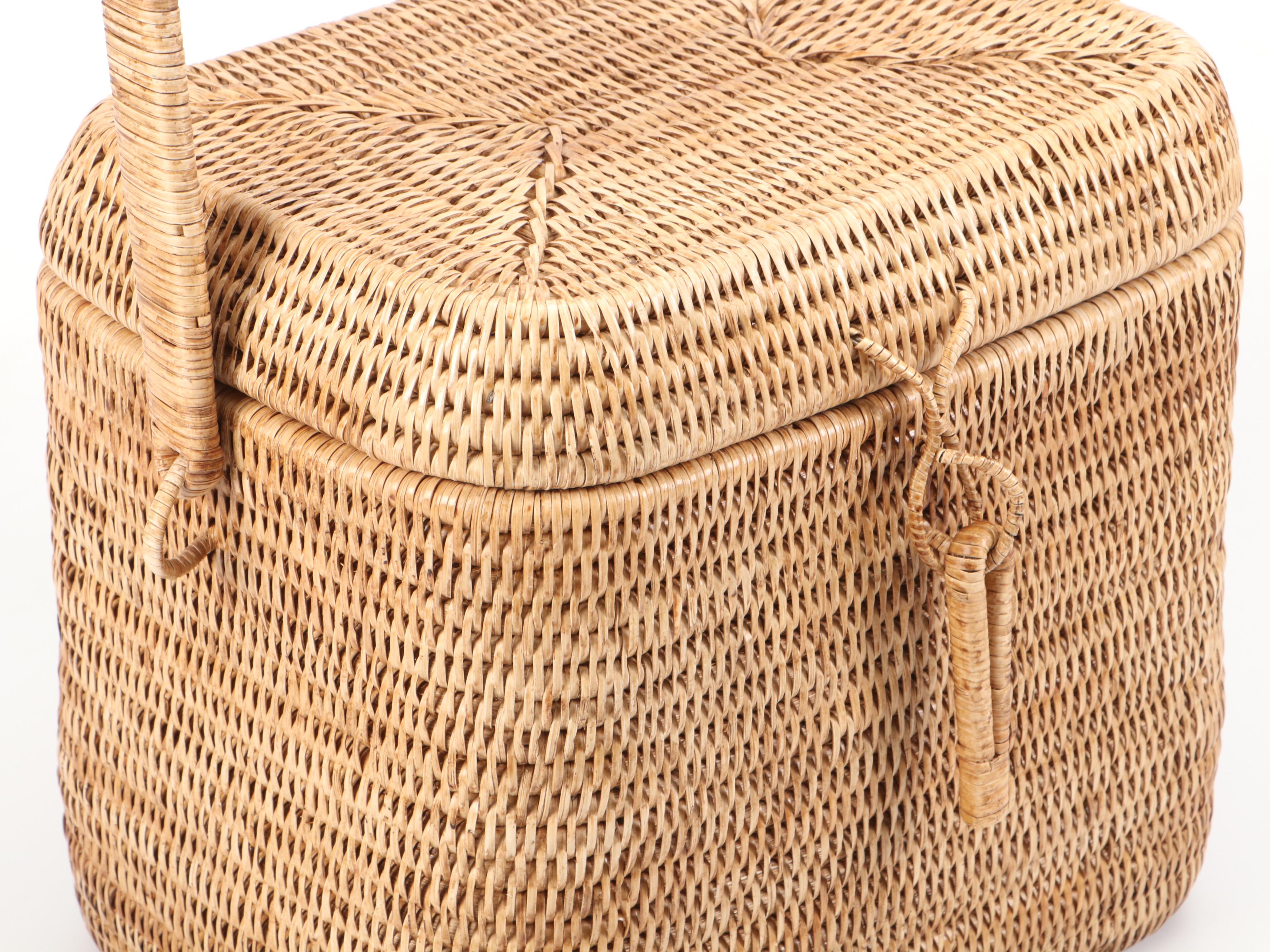 Rattan Covered Plastic Ice Bucket or Cooler