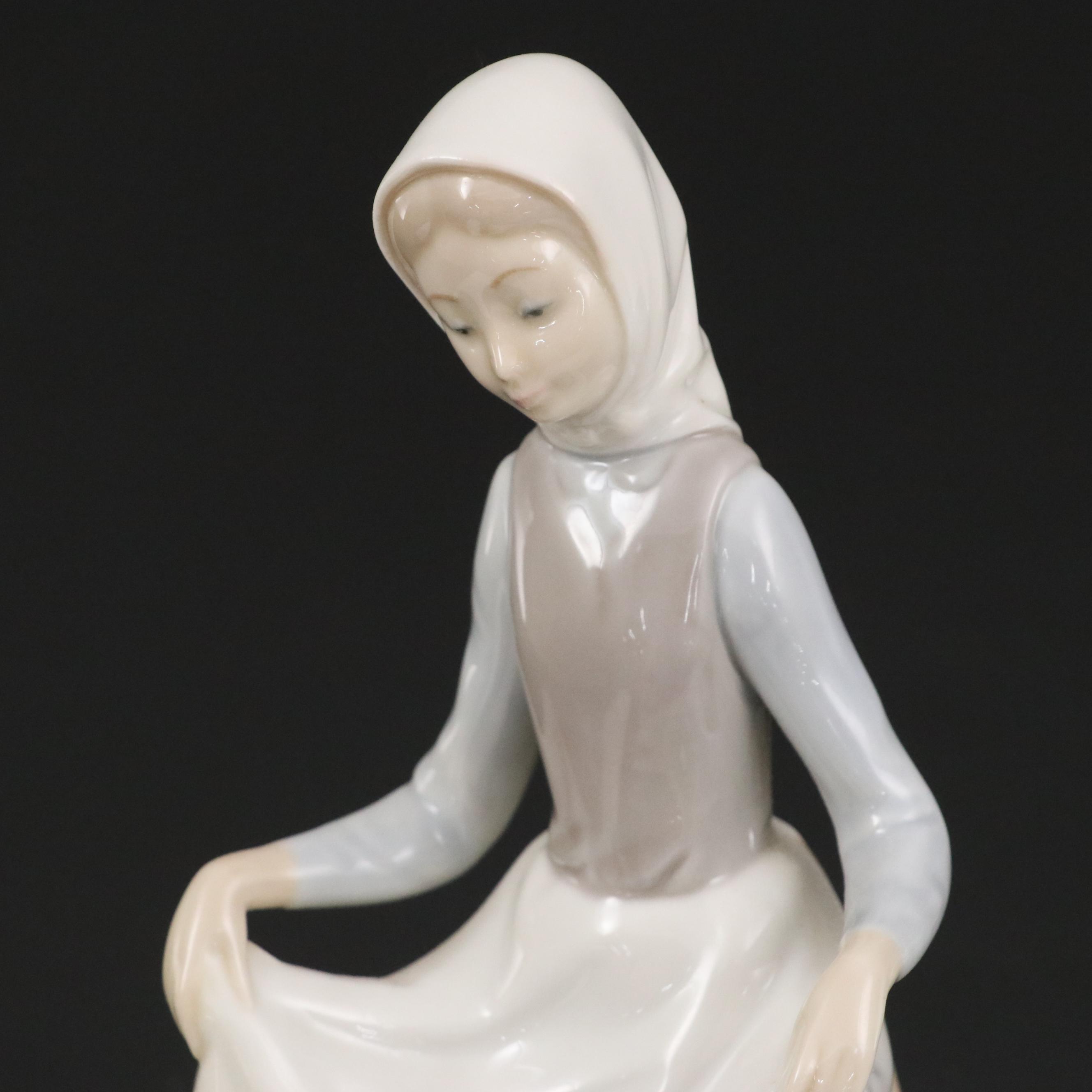Lladró "Rabbit's Food" and "Lost Lamb" Porcelain Figurines, Late 20th Century