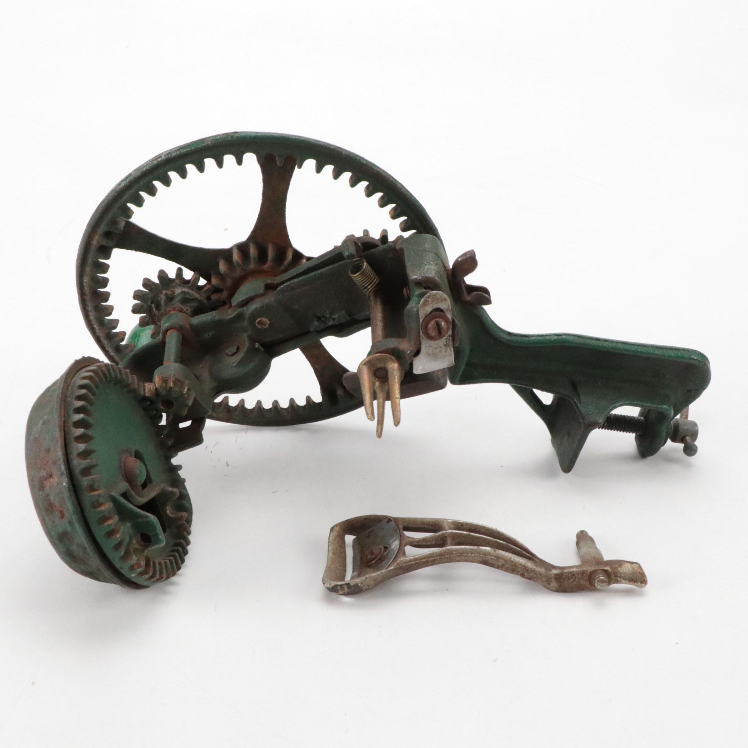 Reading Green Cast Iron Apple Peeler, Late 19th Century