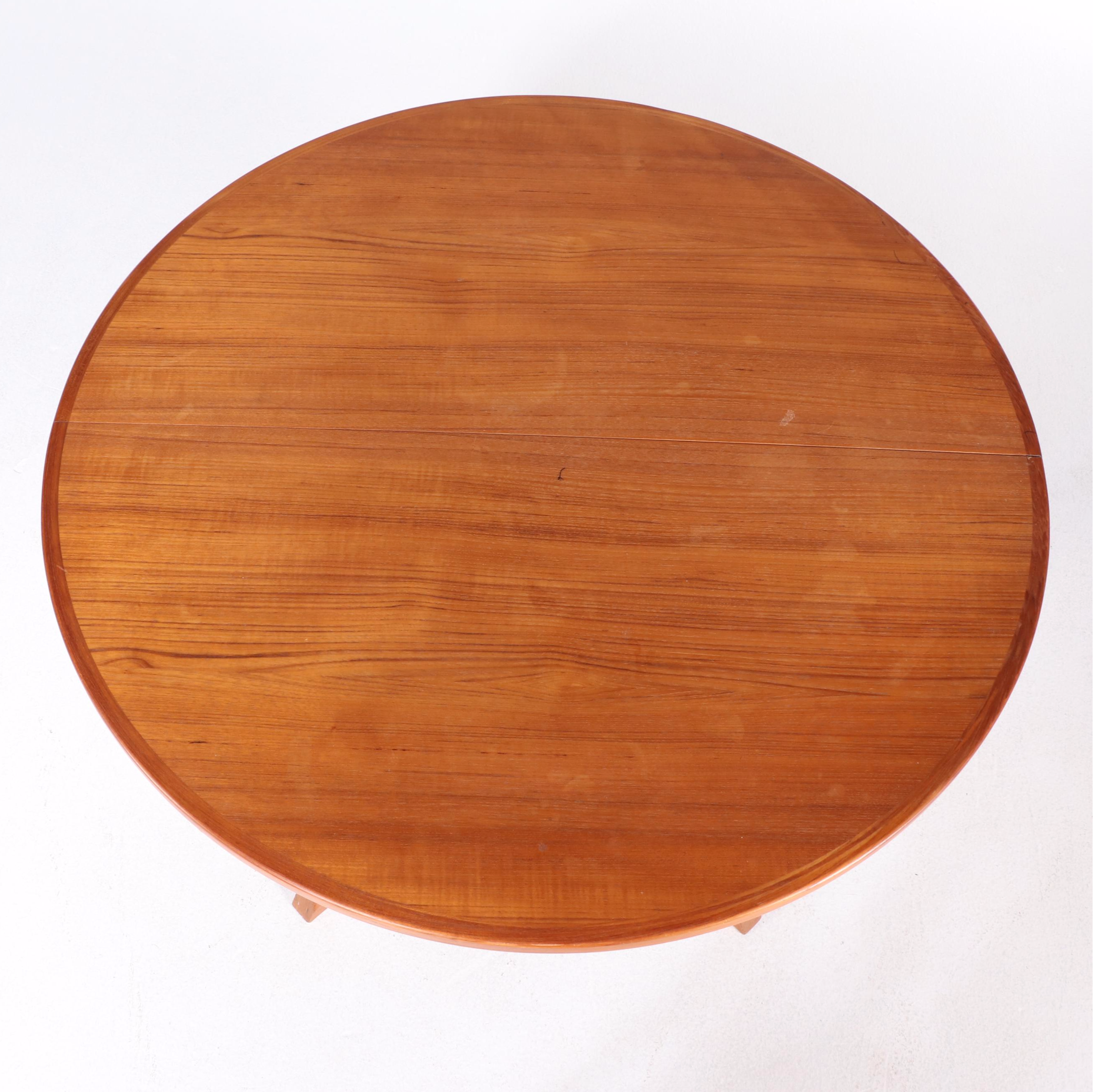 Gudme Møbelfabrik Danish Modern Teak Dining Table and Four Chairs