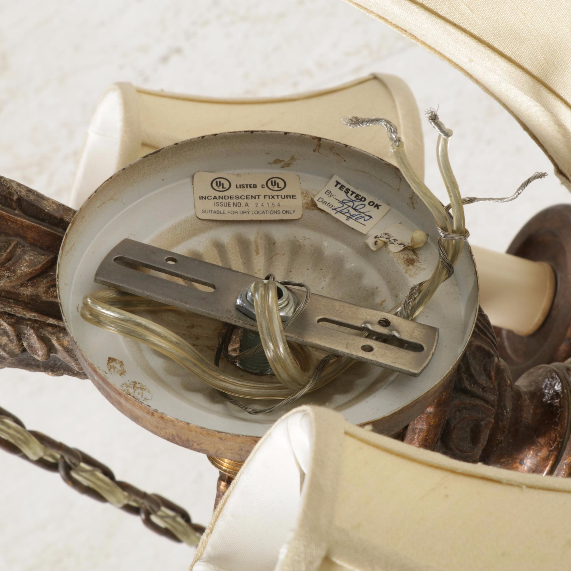 Neoclassical Twelve Light Chandelier, 21st Century