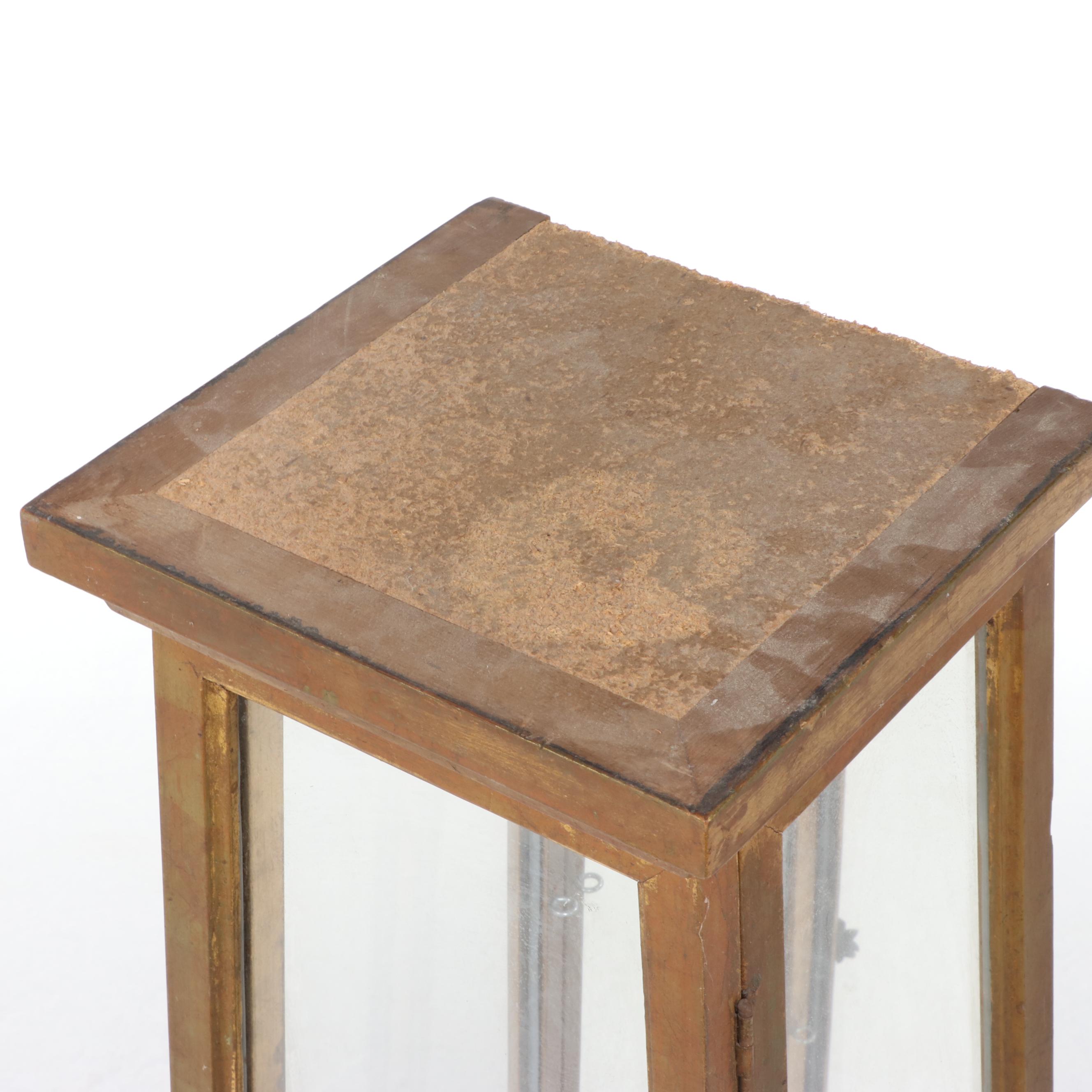 Hollywood Regency Style Giltwood Obelisk-Shaped Curio Cabinet, 20th Century