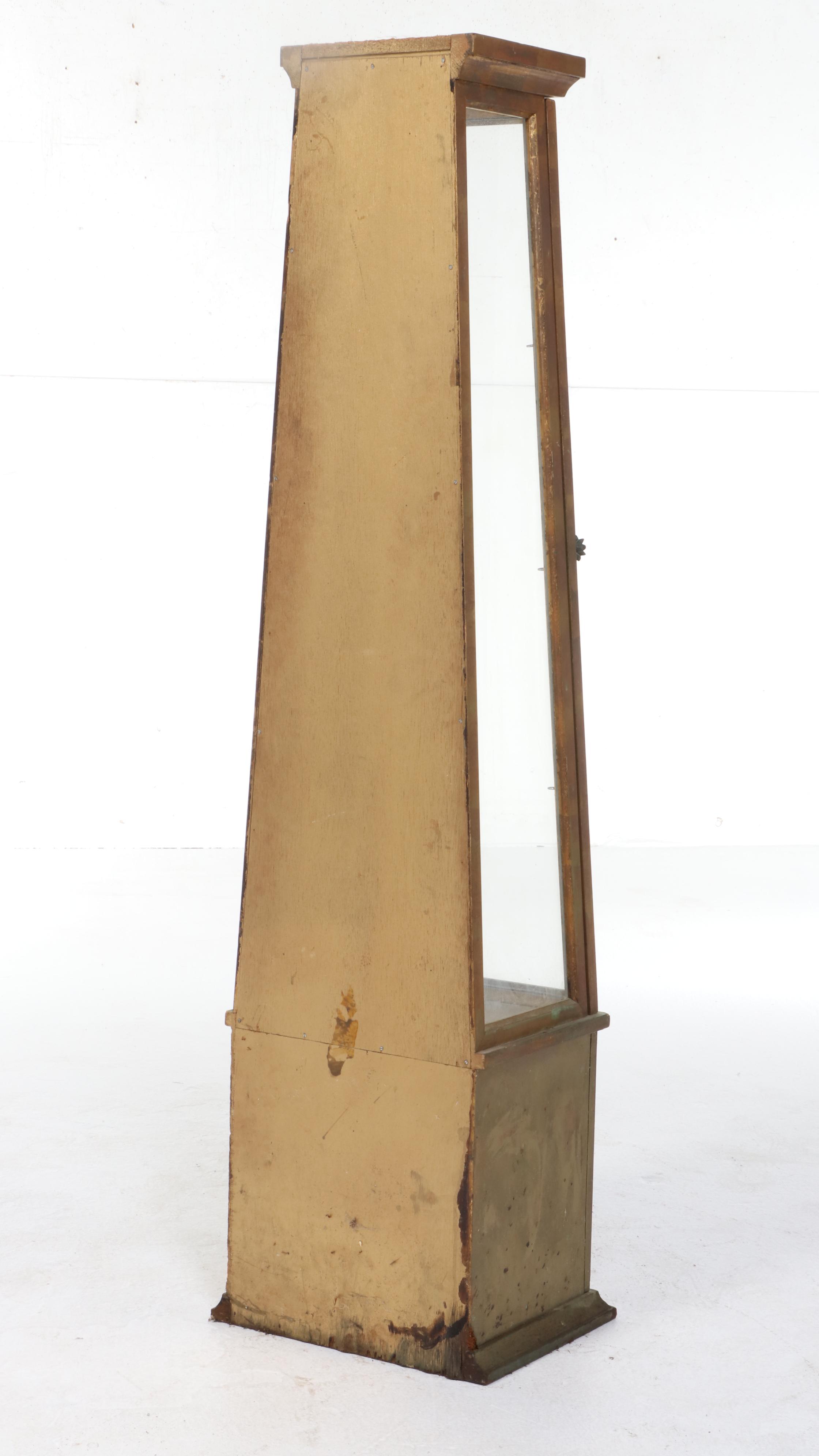 Hollywood Regency Style Giltwood Obelisk-Shaped Curio Cabinet, 20th Century