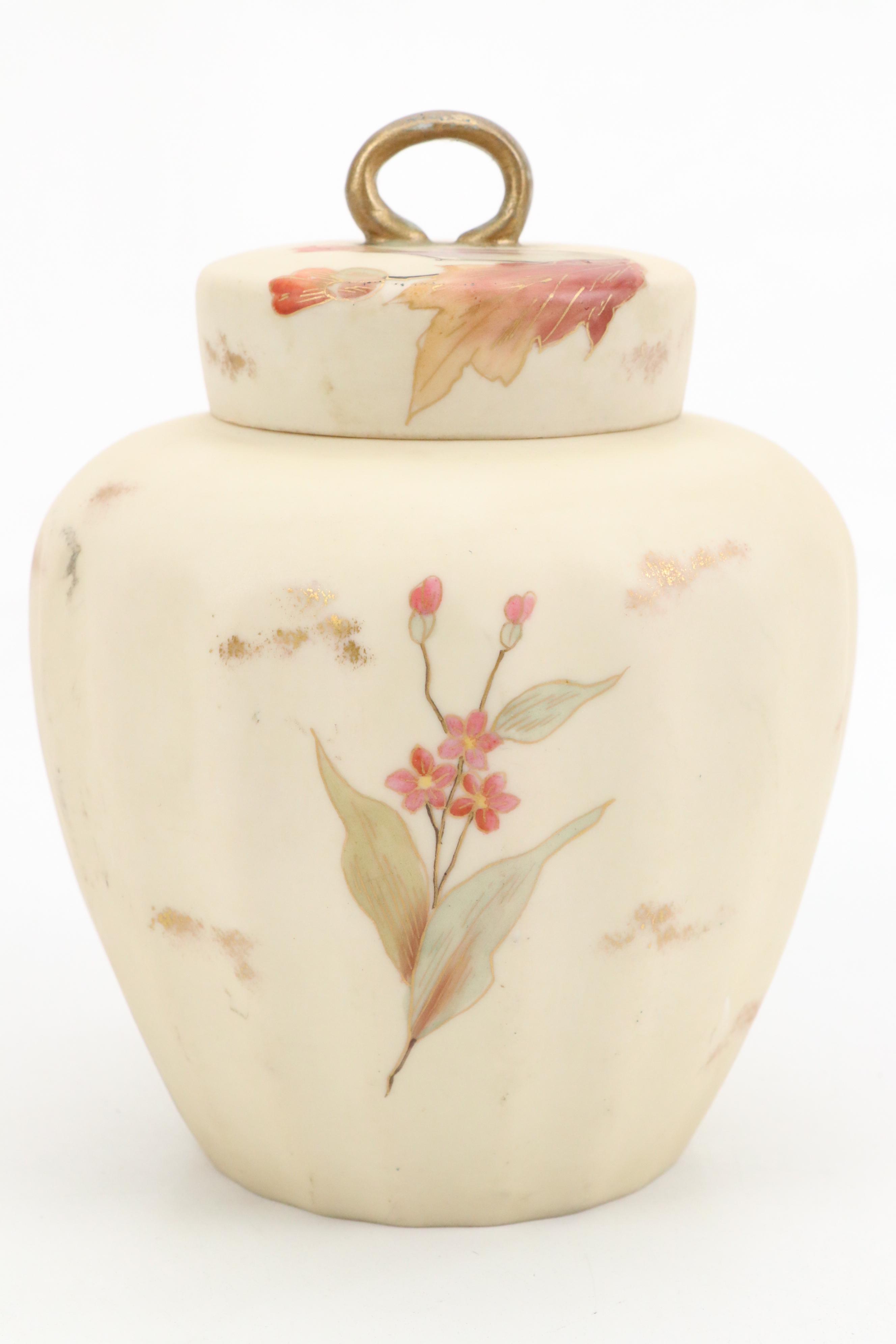 Continental Rudolstadt Straus & Söhne Hand-Painted Porcelain Ginger Jar