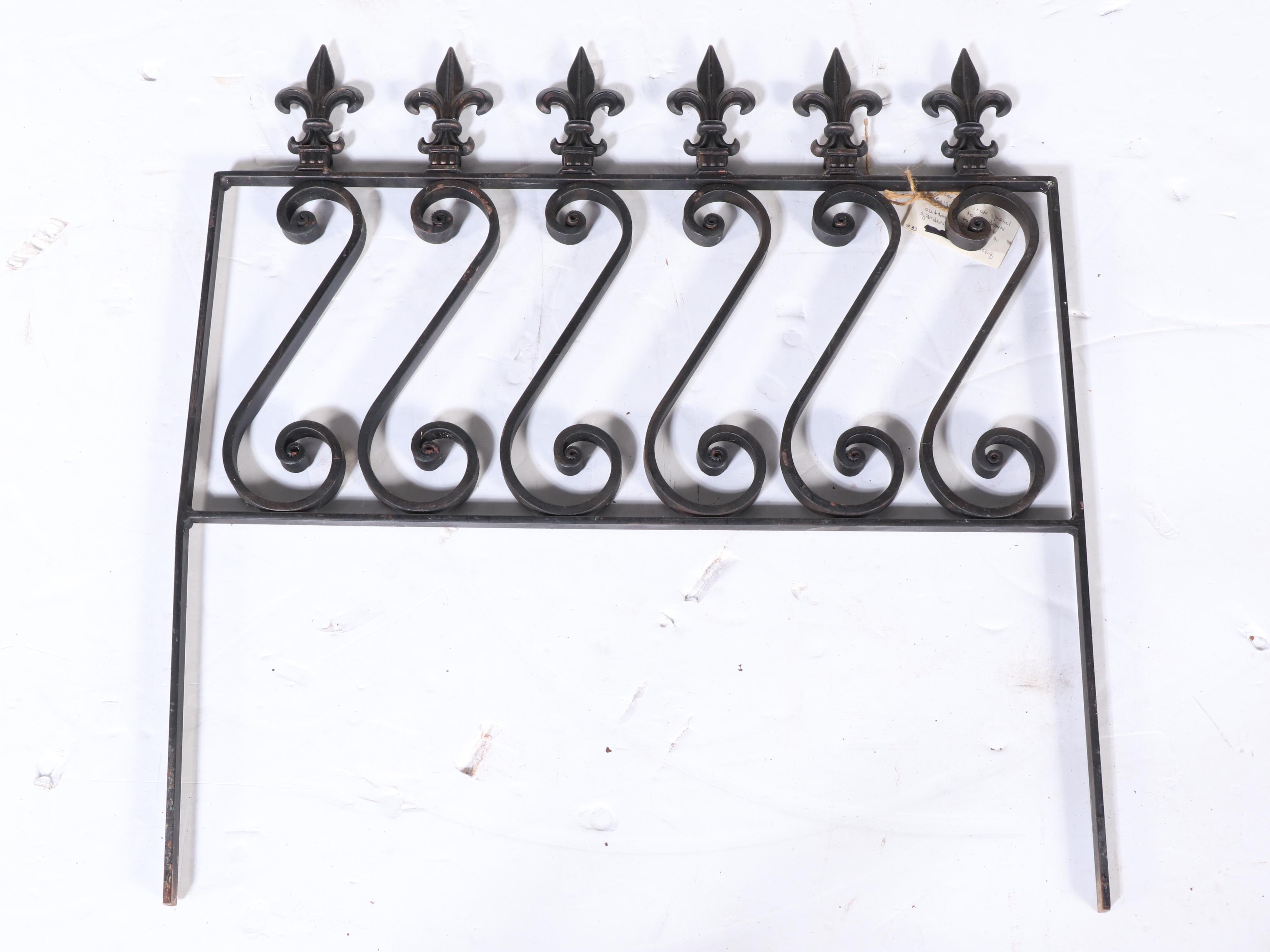 Victorian Style Wrought Iron Ornamental Garden Bed Edging
