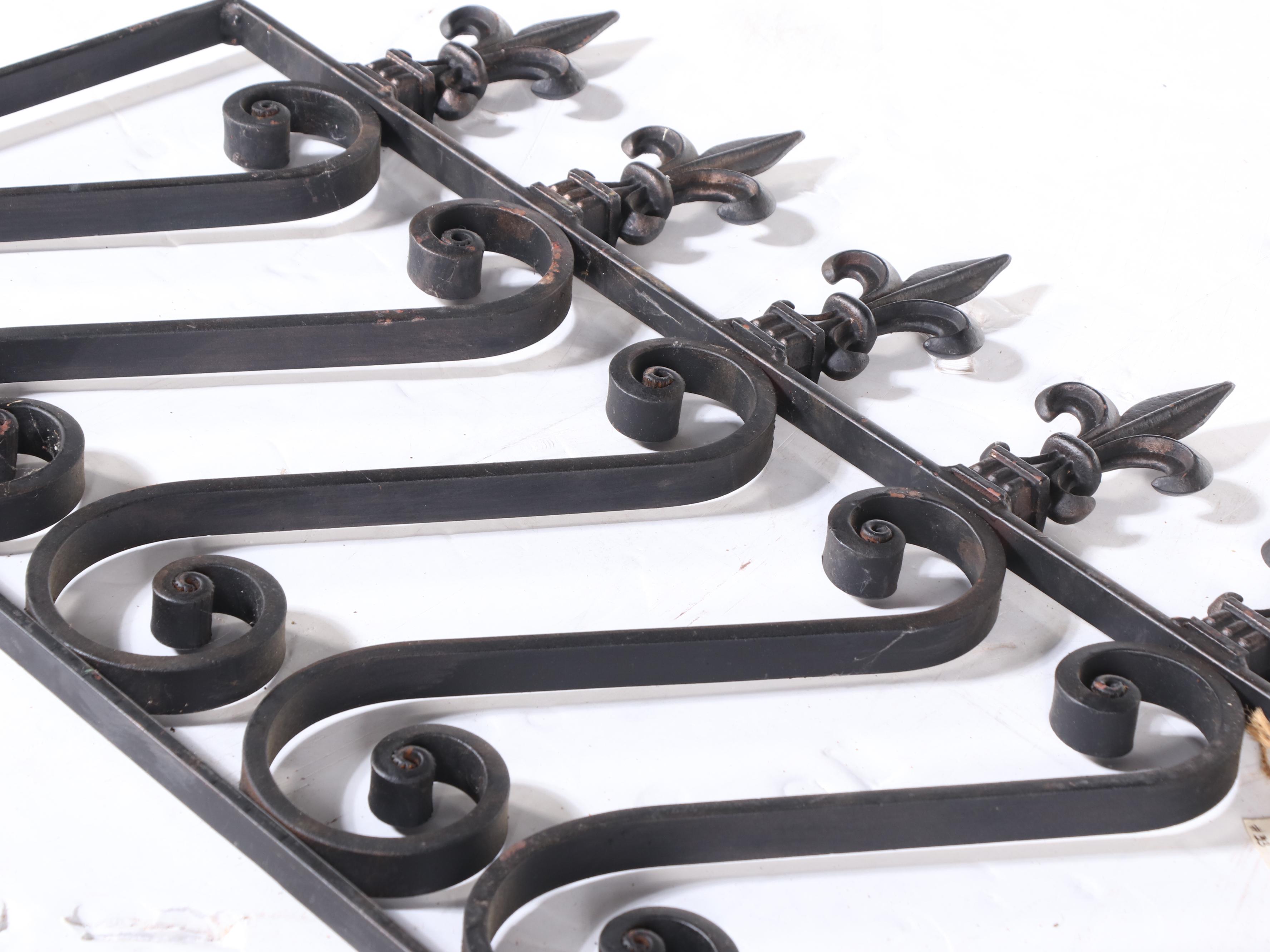 Victorian Style Wrought Iron Ornamental Garden Bed Edging