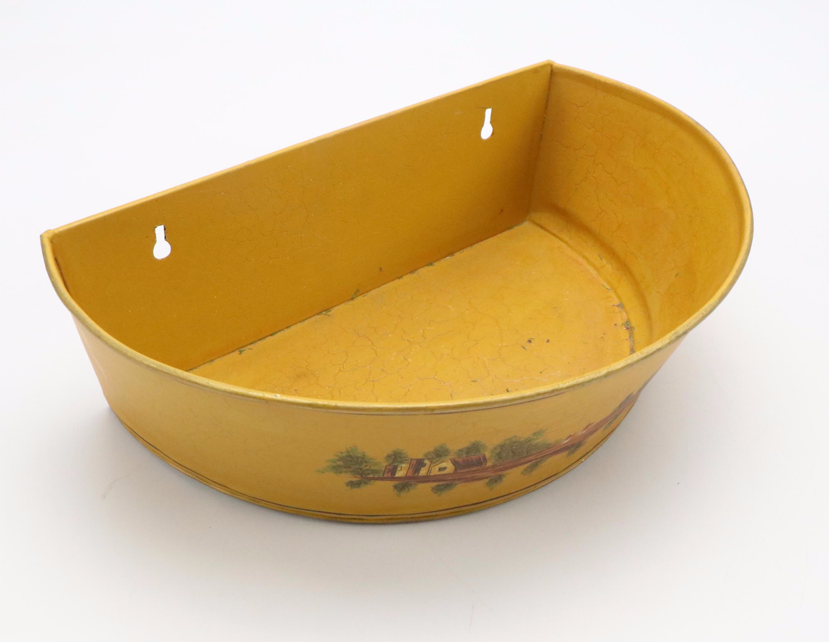 French Tole Style Metal Lavabo