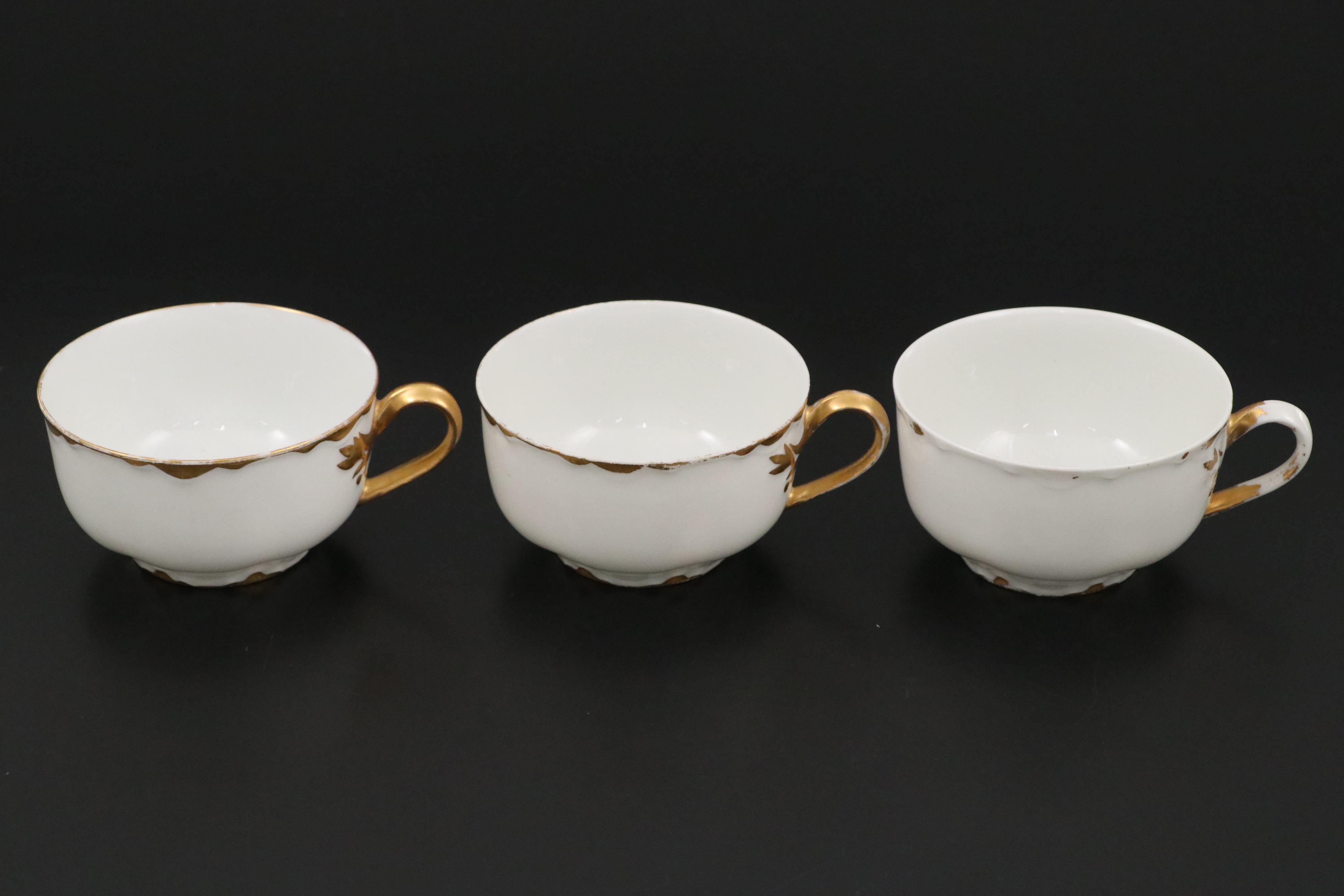 Peerless Bavarian Porcelain Bread & Butter Plates, Teacups, and Saucers, 20th C.