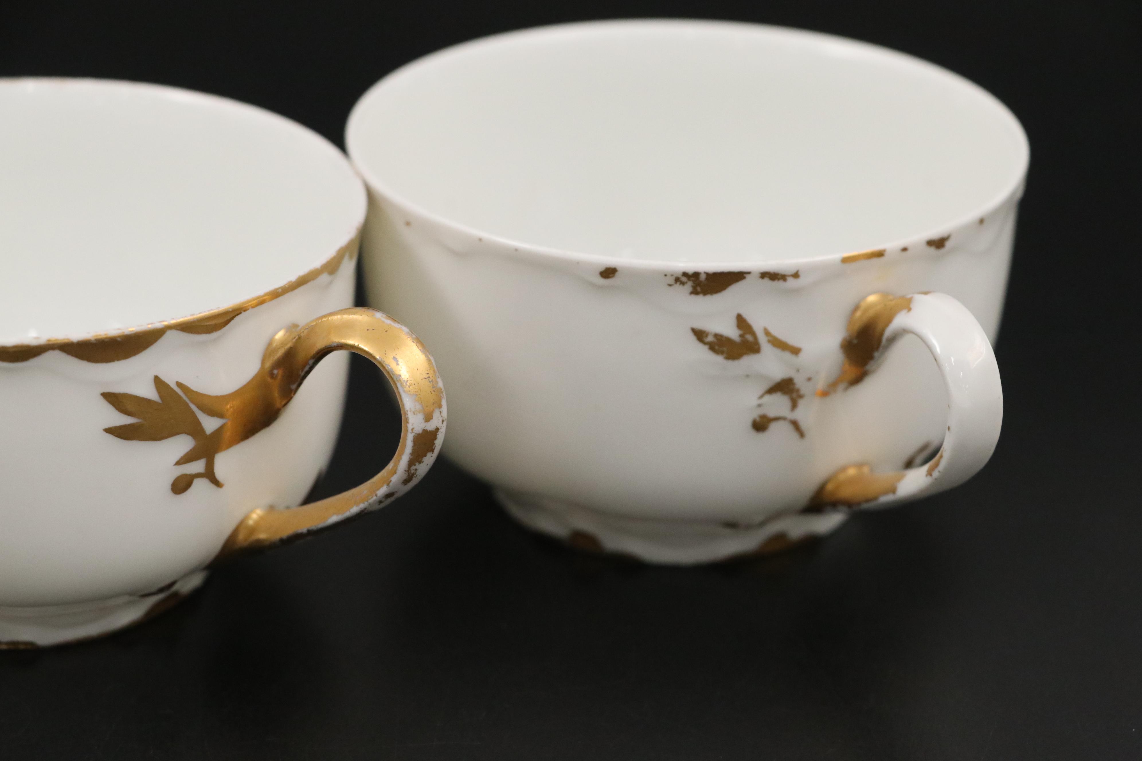 Peerless Bavarian Porcelain Bread & Butter Plates, Teacups, and Saucers, 20th C.