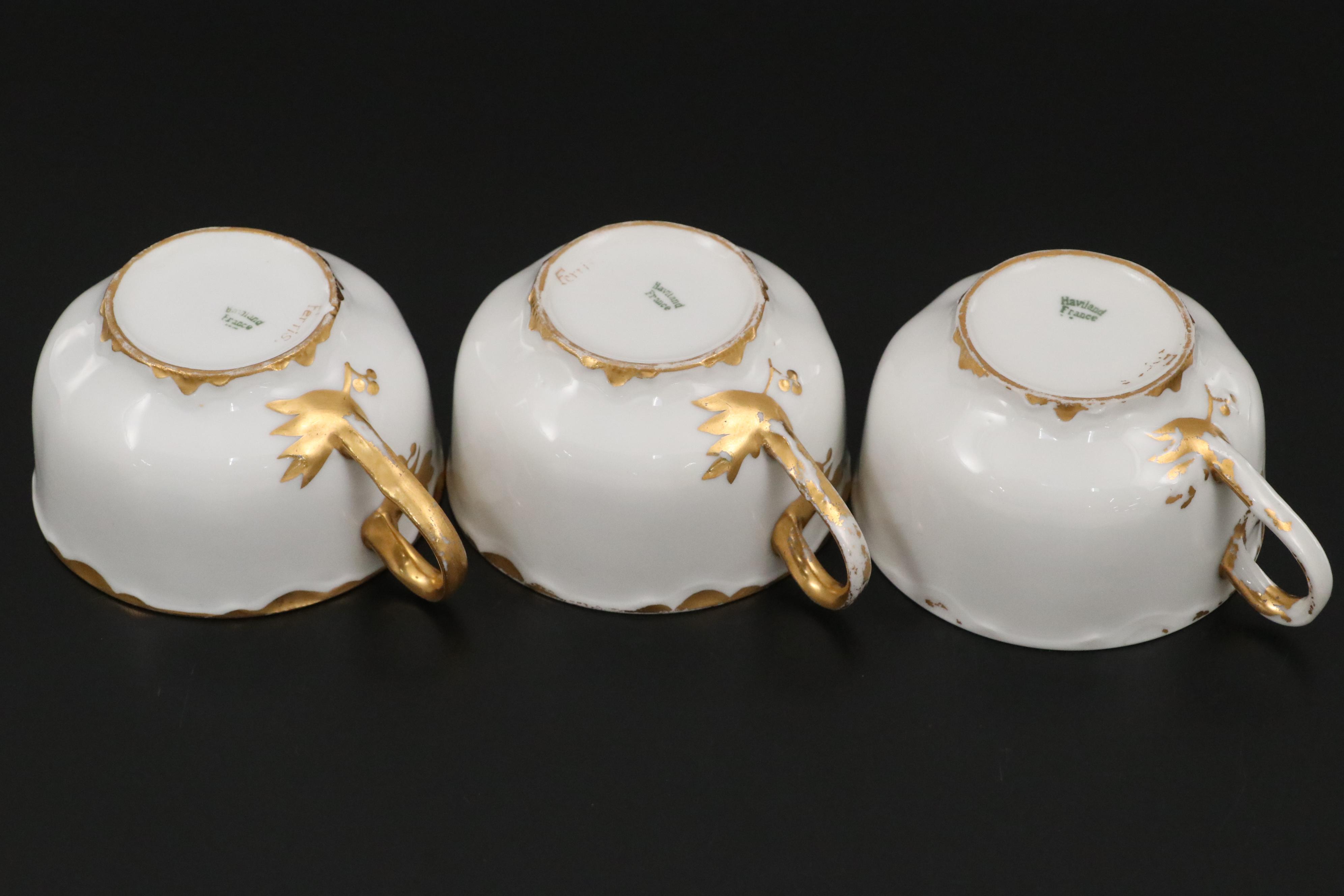 Peerless Bavarian Porcelain Bread & Butter Plates, Teacups, and Saucers, 20th C.