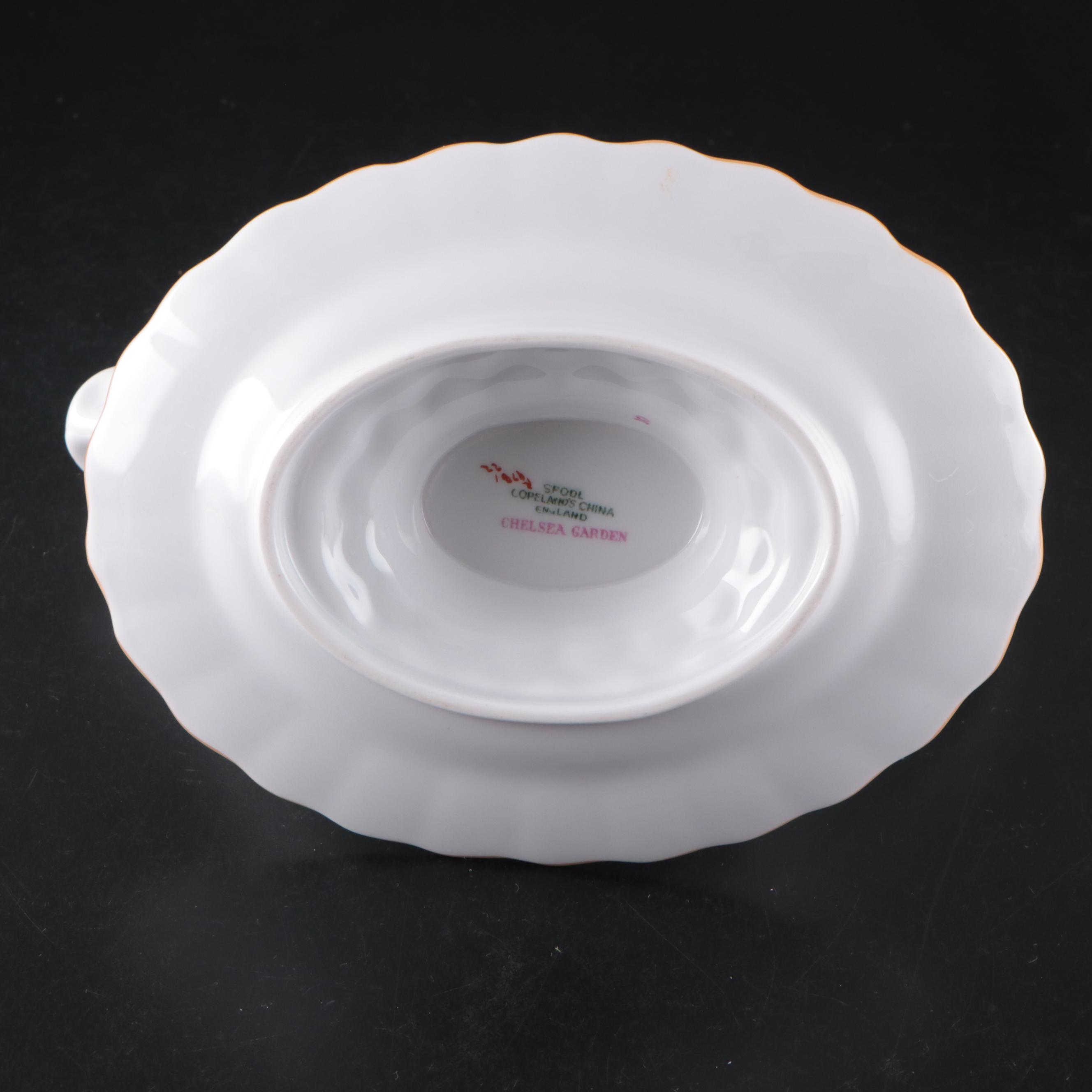 Spode "Chelsea Garden" Scalloped Mustard Trim Dinnerware, Mid to Late 20th C.