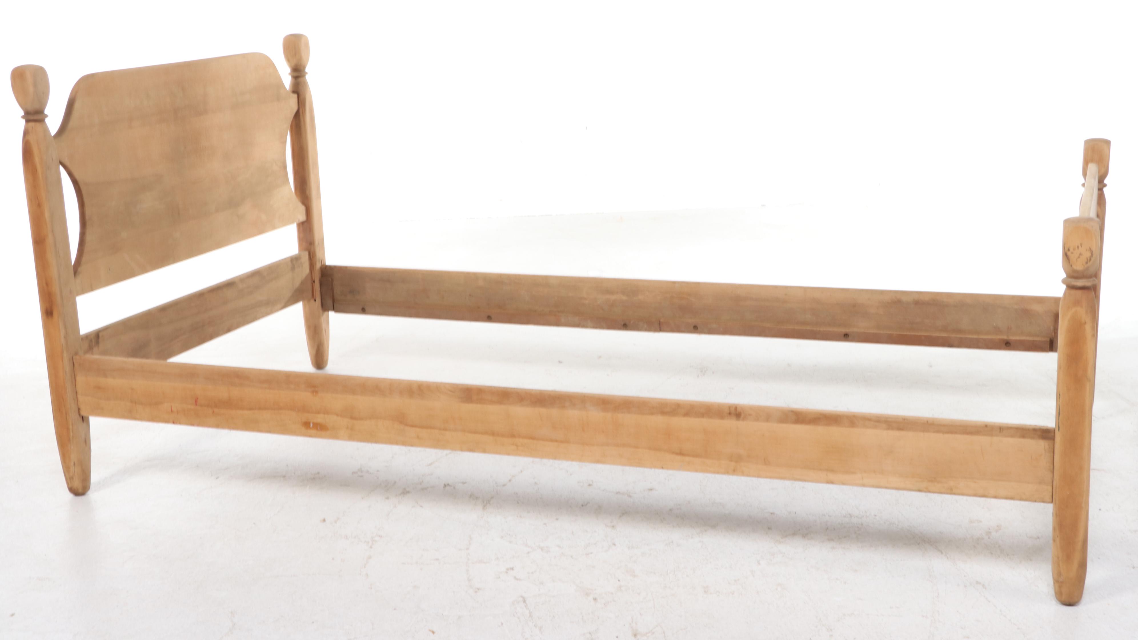 Two Baumritter Early American Style Maple Twin Size Bed Frames, 20th Century