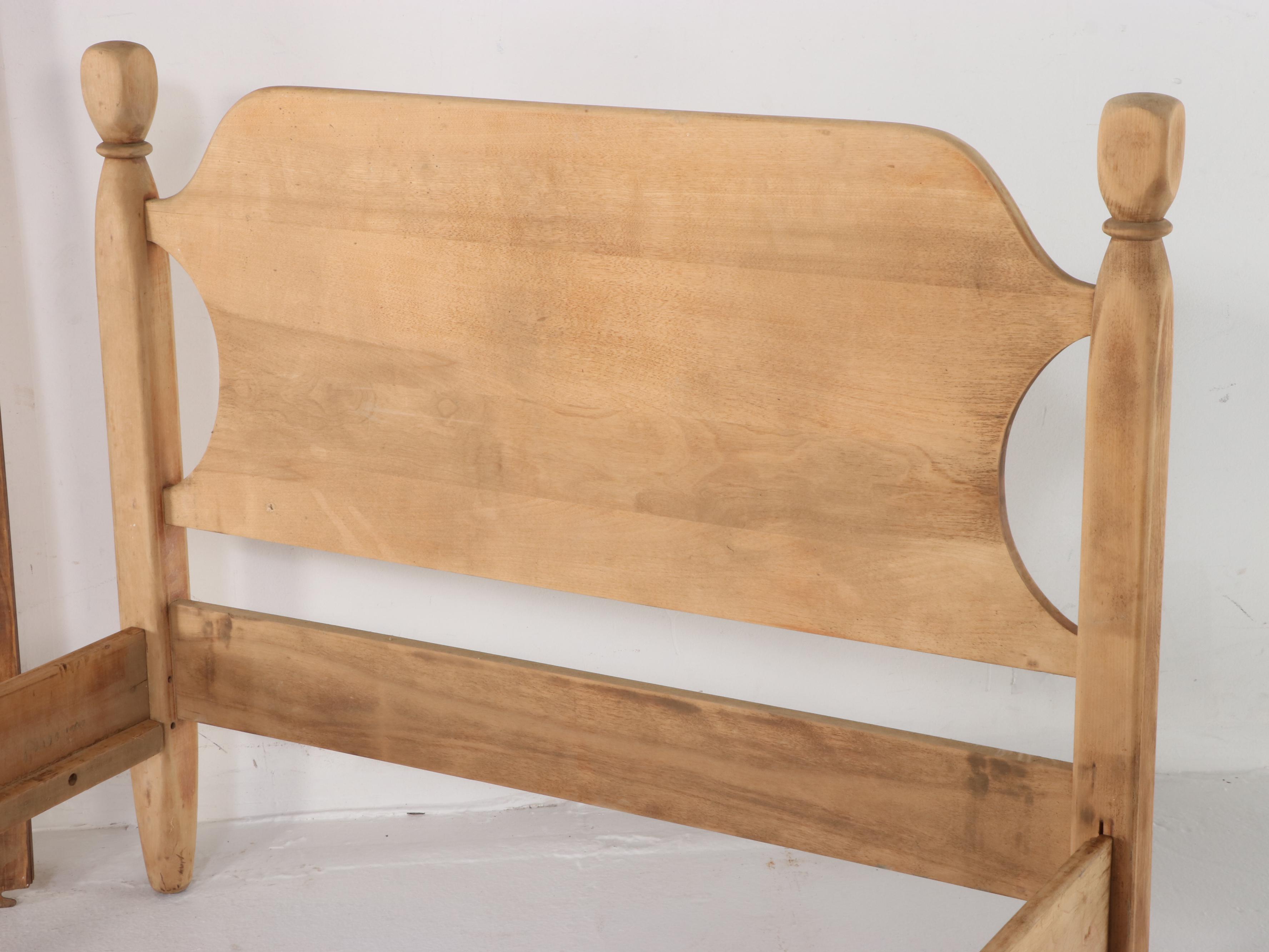 Two Baumritter Early American Style Maple Twin Size Bed Frames, 20th Century